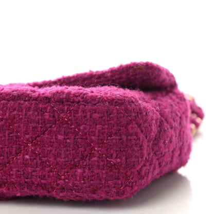 Chanel Tweed East West Flap Fuchsia 9 of 9