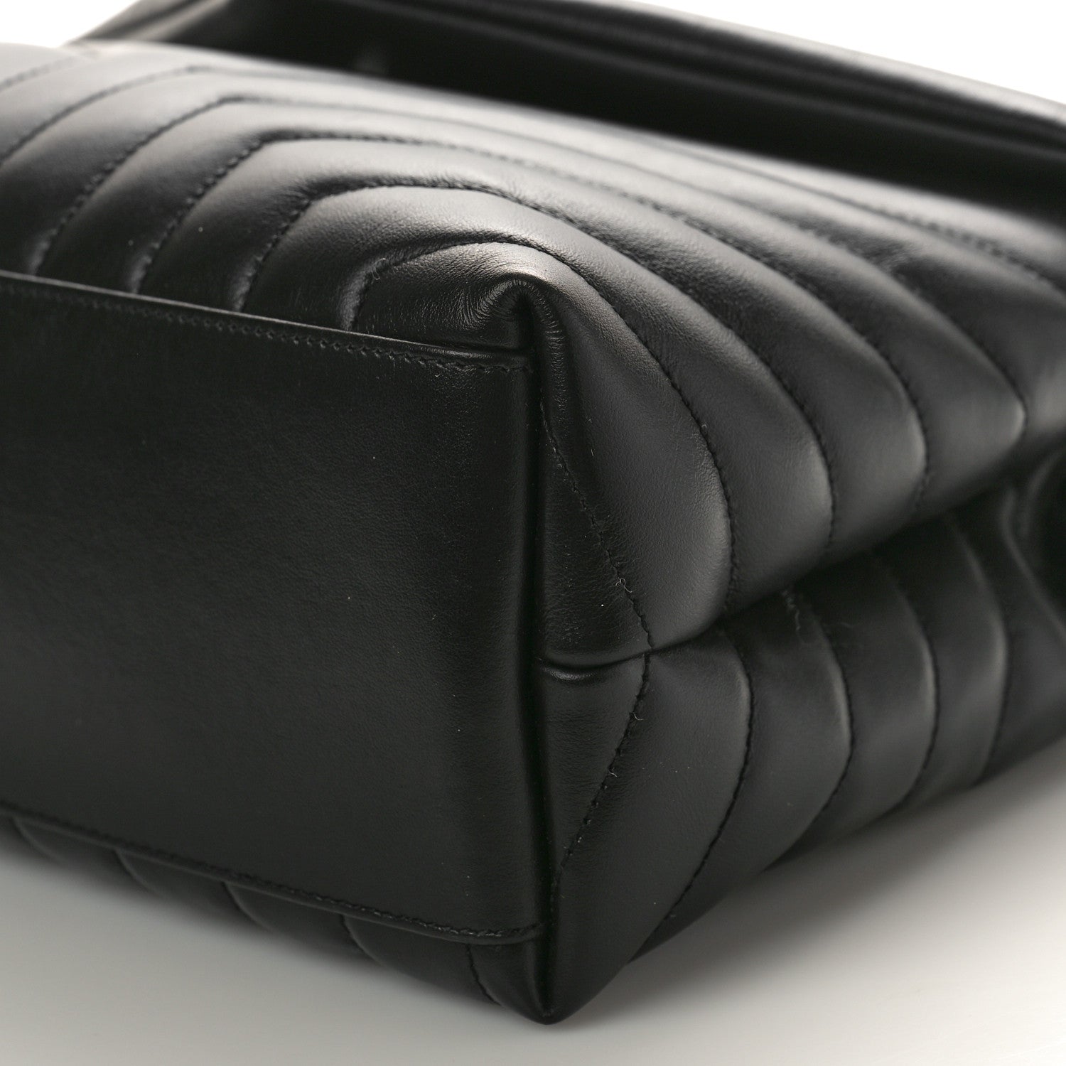 Saint Laurent Calfskin Y Quilted Monogram Monochrome Medium Loulou Chain Satchel Black 8 of 8