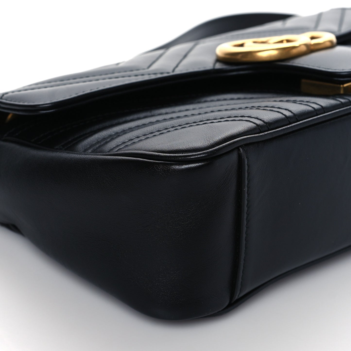 Calfskin Matelasse Small GG Marmont Shoulder Bag Black