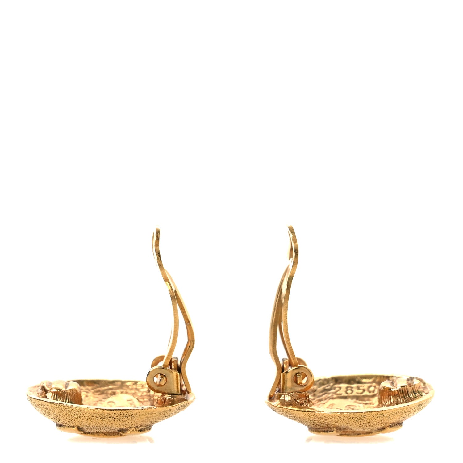 Chanel Round CC Clip On Earrings Gold 3 of 4