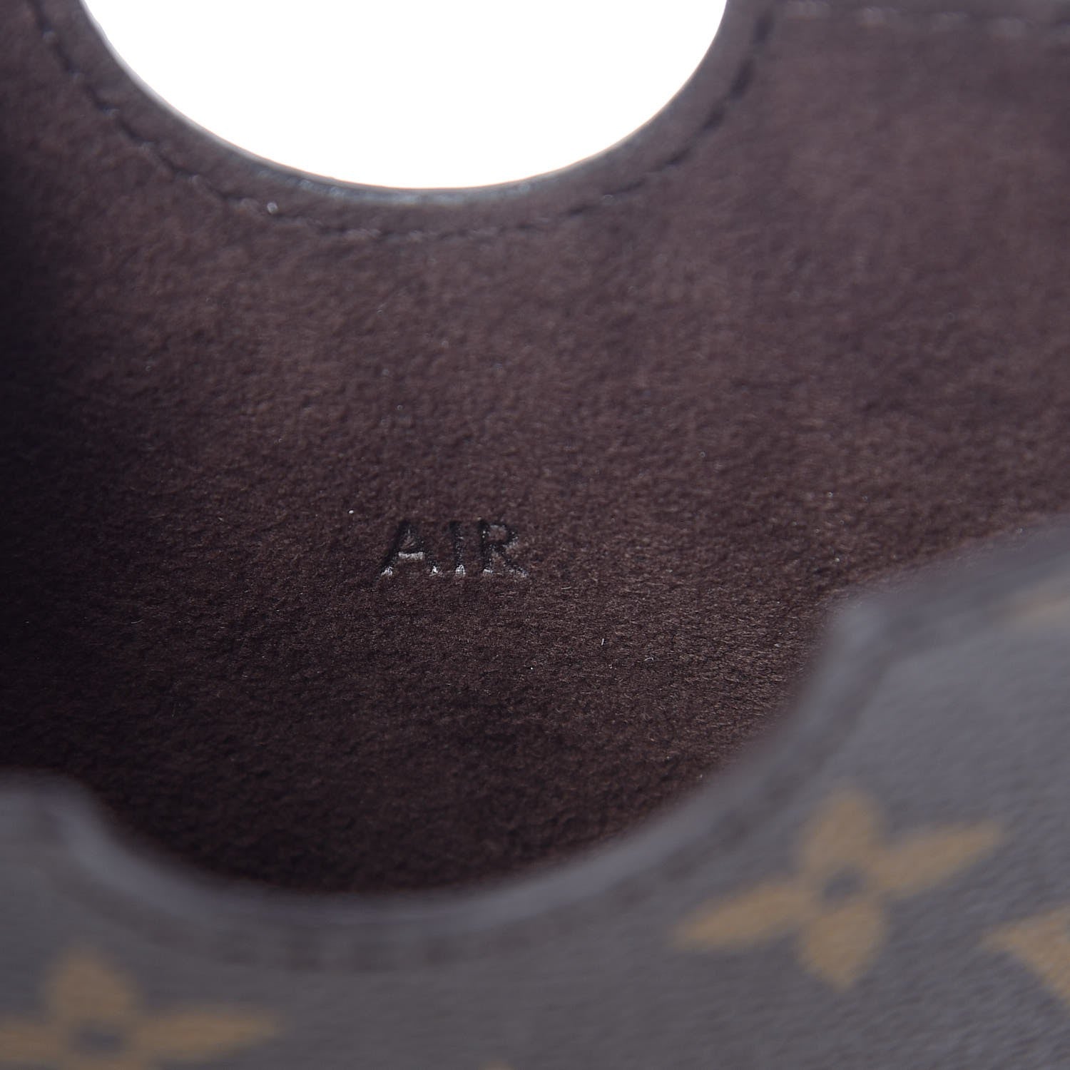 Louis Vuitton Monogram Hardcase iPad Air 2 6 of 6
