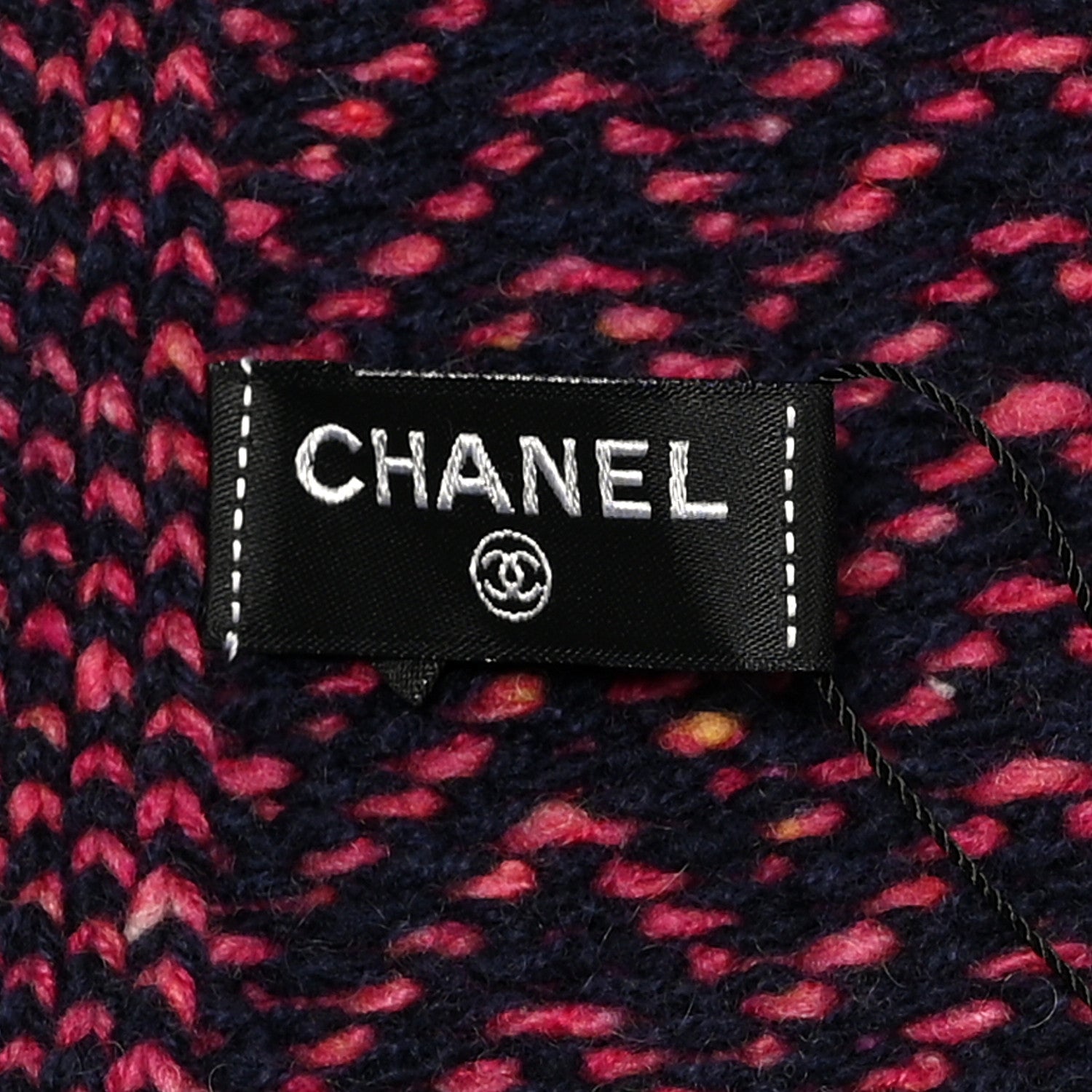 Chanel Cashmere Knit CC Scarf Navy Blue Pink 3 of 4