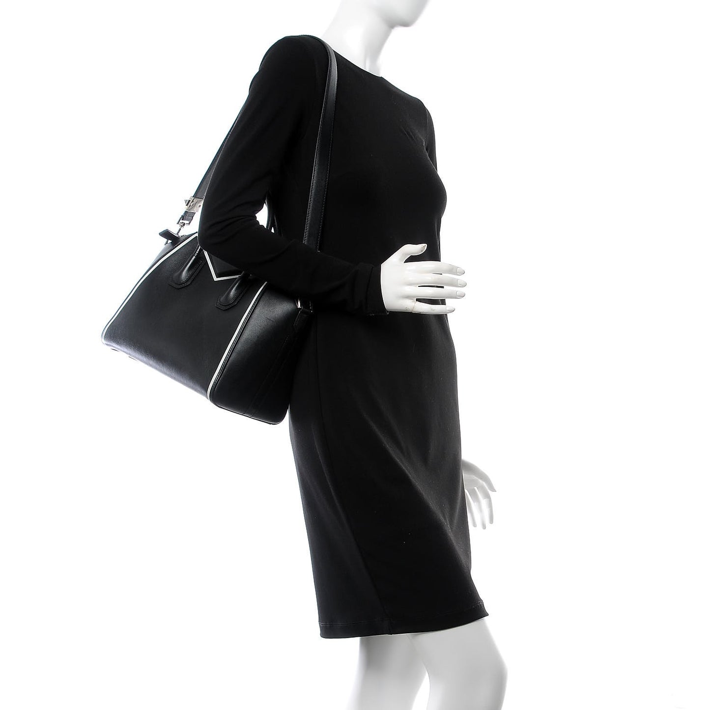 Calfskin Small Contrasted Frame Antigona Black
