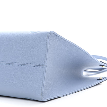 Louis Vuitton Empreinte Monogram Giant By The Pool Onthego MM Summer Blue 10 of 10