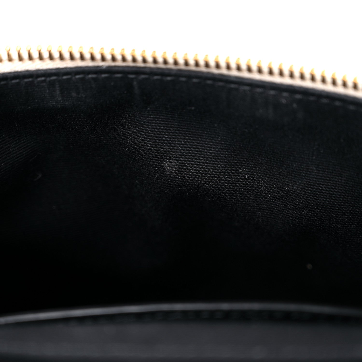 Saint Laurent Grain de Poudre Quilted 80's Vanity Bag Crema Soft 12 of 14