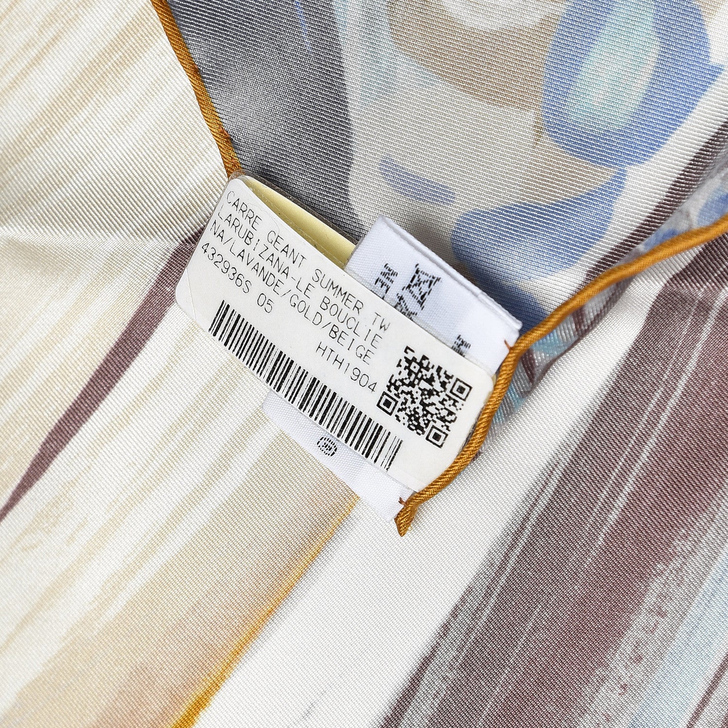 Hermes Silk Geant Larubizana Le Bouclier de la Beaute Scarf 140 Lavande Gold Beige 5 of 6