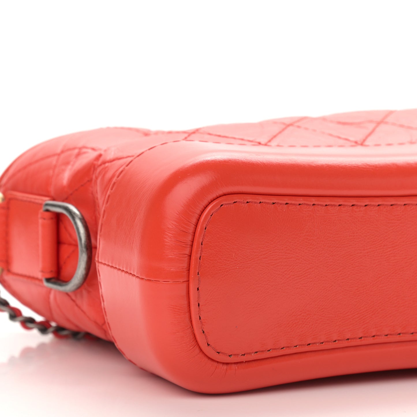 Aged Calfskin Quilted Small Gabrielle Hobo Red