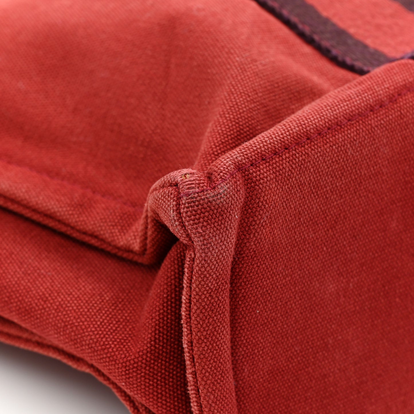Canvas Herline PM Tote Red