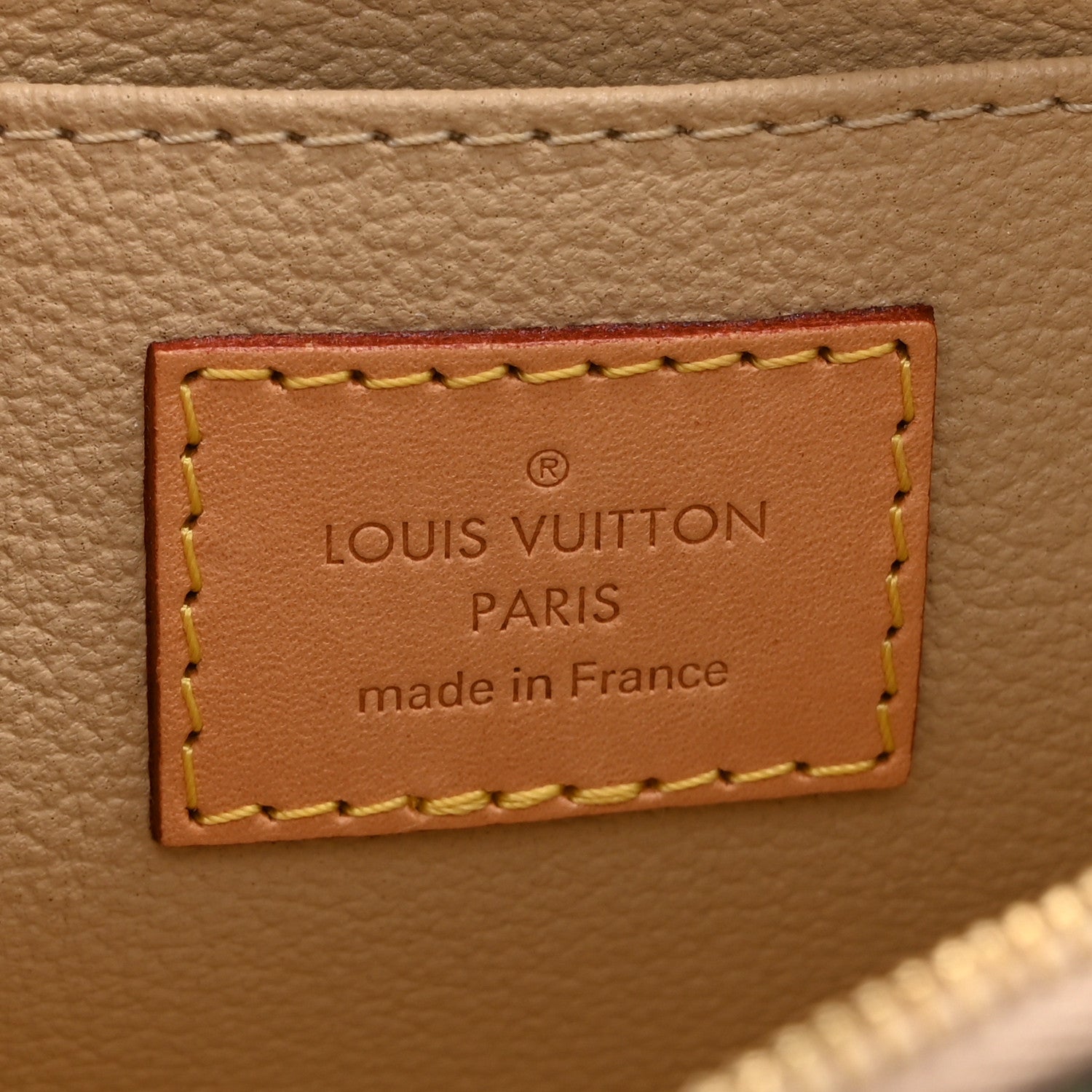 Louis Vuitton Monogram Giant Cosmetic Pouch Kaki 6 of 9