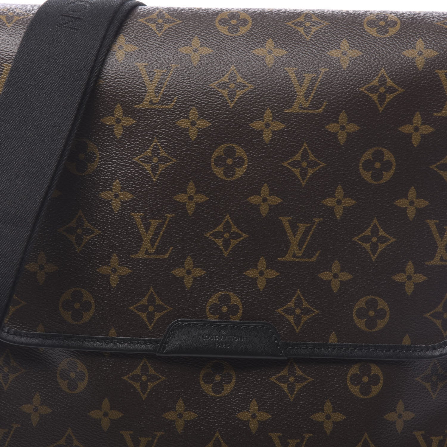Louis Vuitton Monogram Macassar Bass MM 9 of 9