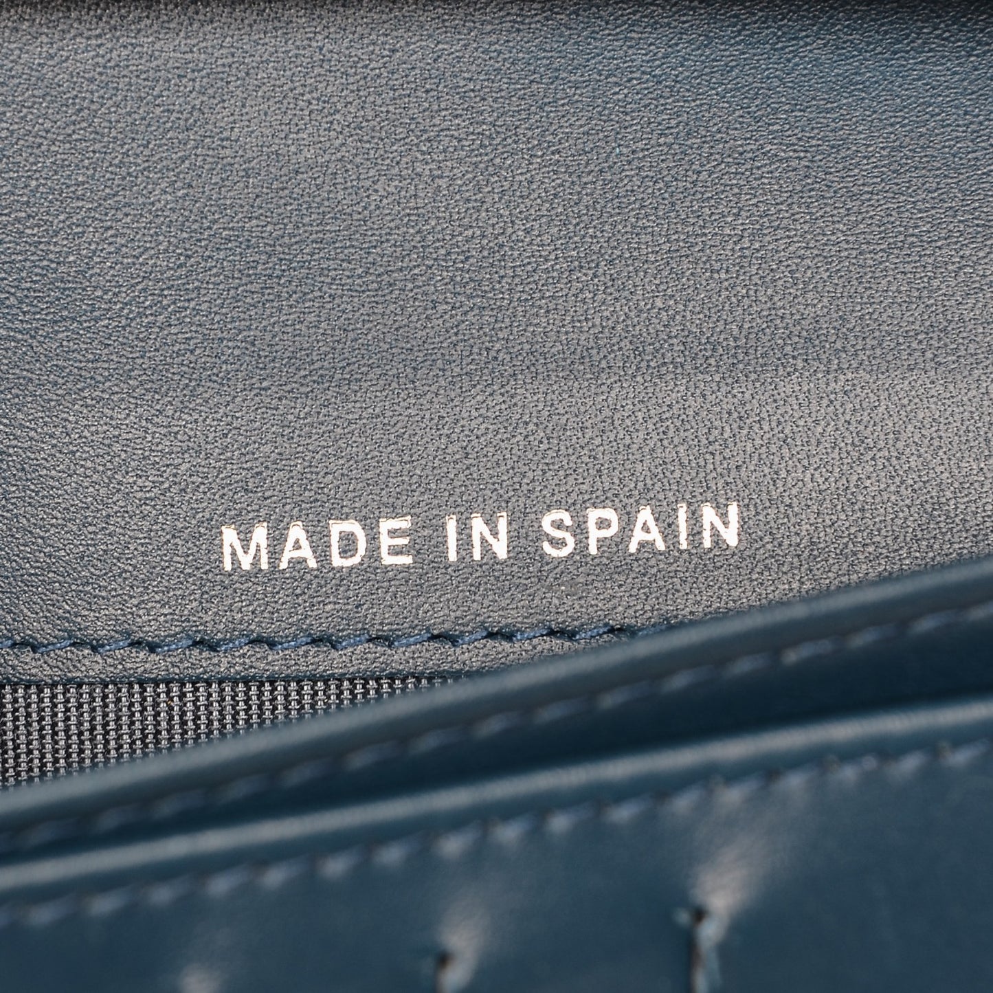 Caviar Quilted Yen Wallet Dark Blue