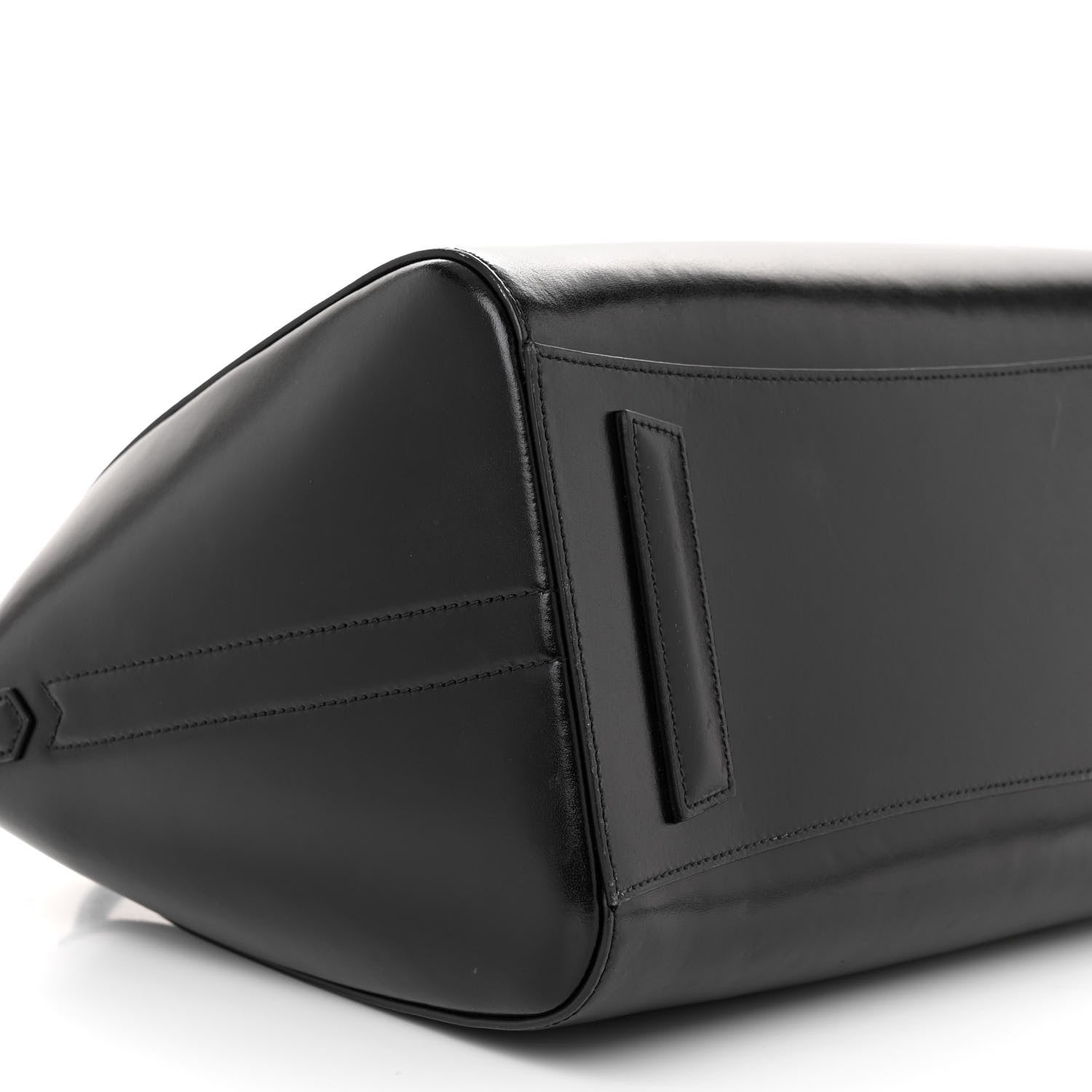 Givenchy Shiny Lord Calfskin Medium Antigona Black 9 of 11