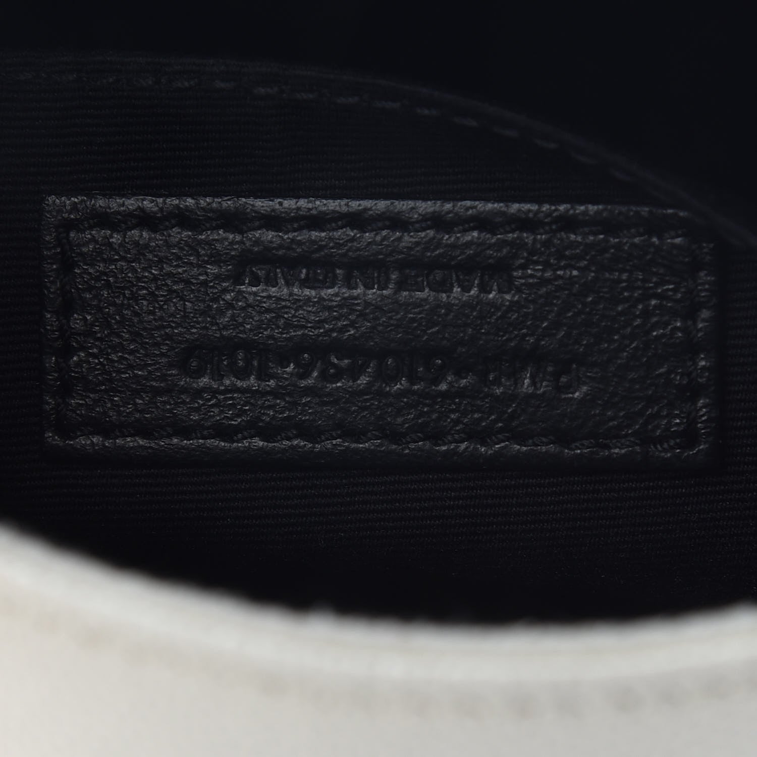 Saint Laurent Grain De Poudre Matelasse Chevron Quilted Round Vinyle Camera Bag Crema Soft 6 of 9