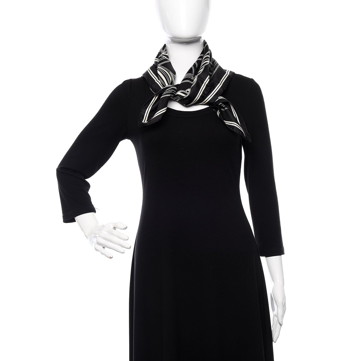 Silk Quadrige Au Fil Scarf 70 Black Creme