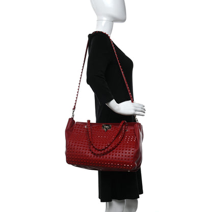 Valentino Garavani Vitello Monochrome Medium Rockstud All Over Tote Rosso Valentino 2 of 10
