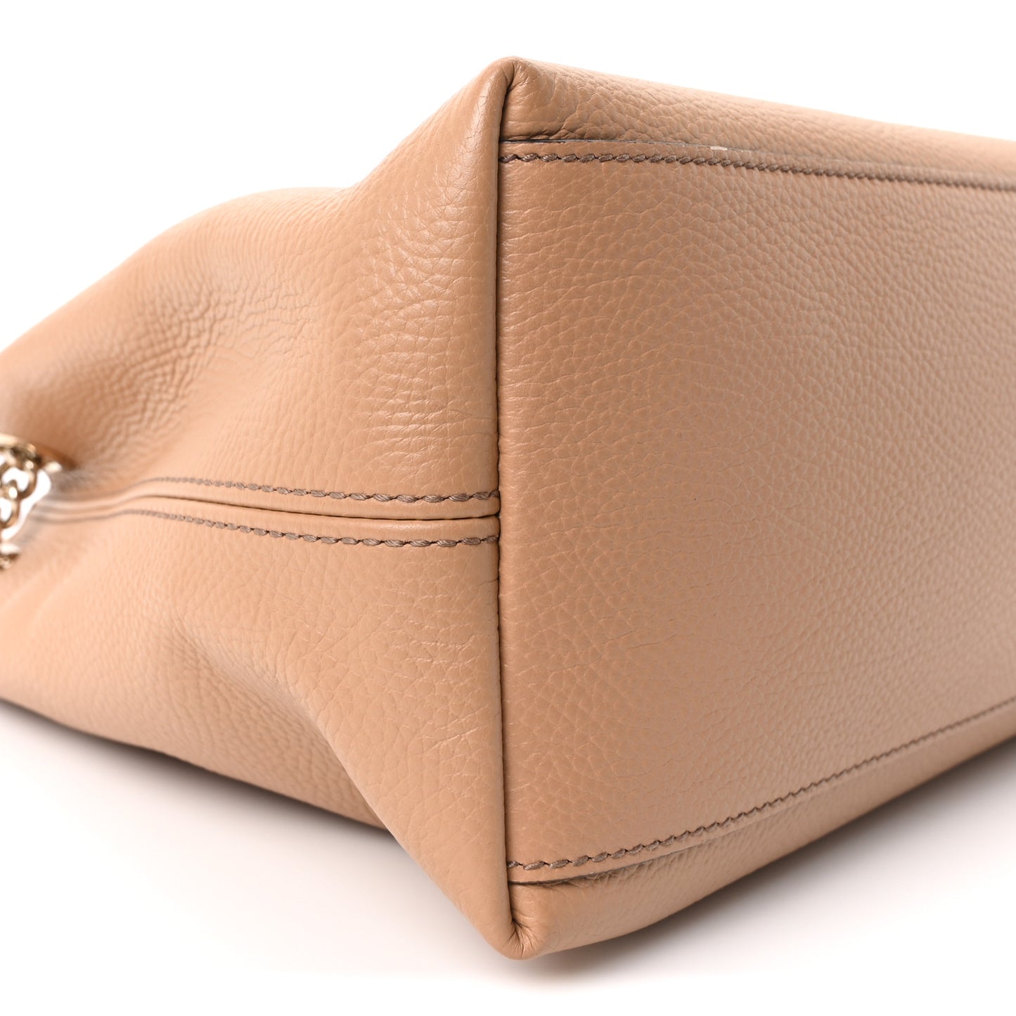 Pebbled Calfskin Medium Soho Chain Shoulder Bag Camelia
