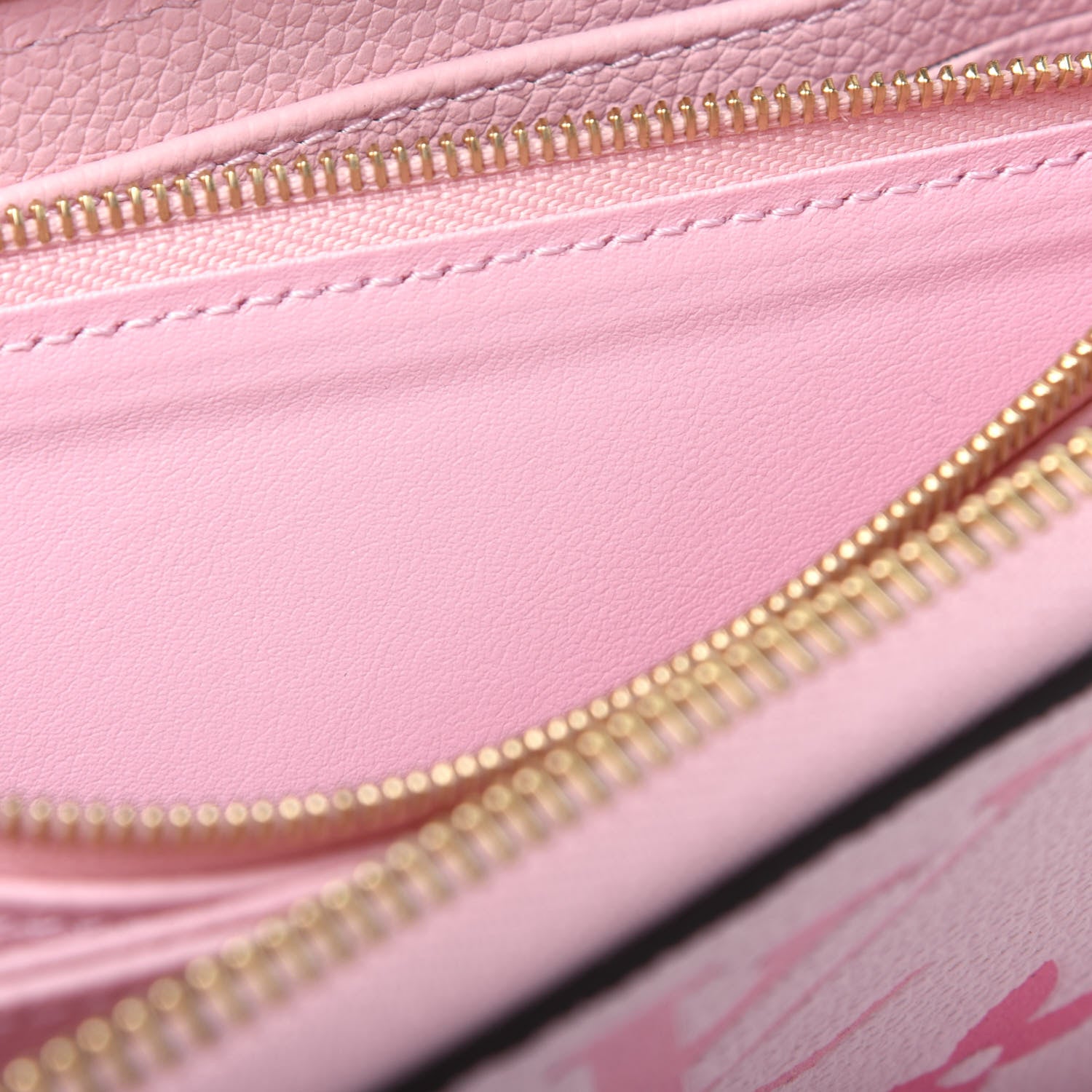 Louis Vuitton Empreinte Monogram Giant By The Pool Zippy Wallet Bouton De Rose 9 of 14