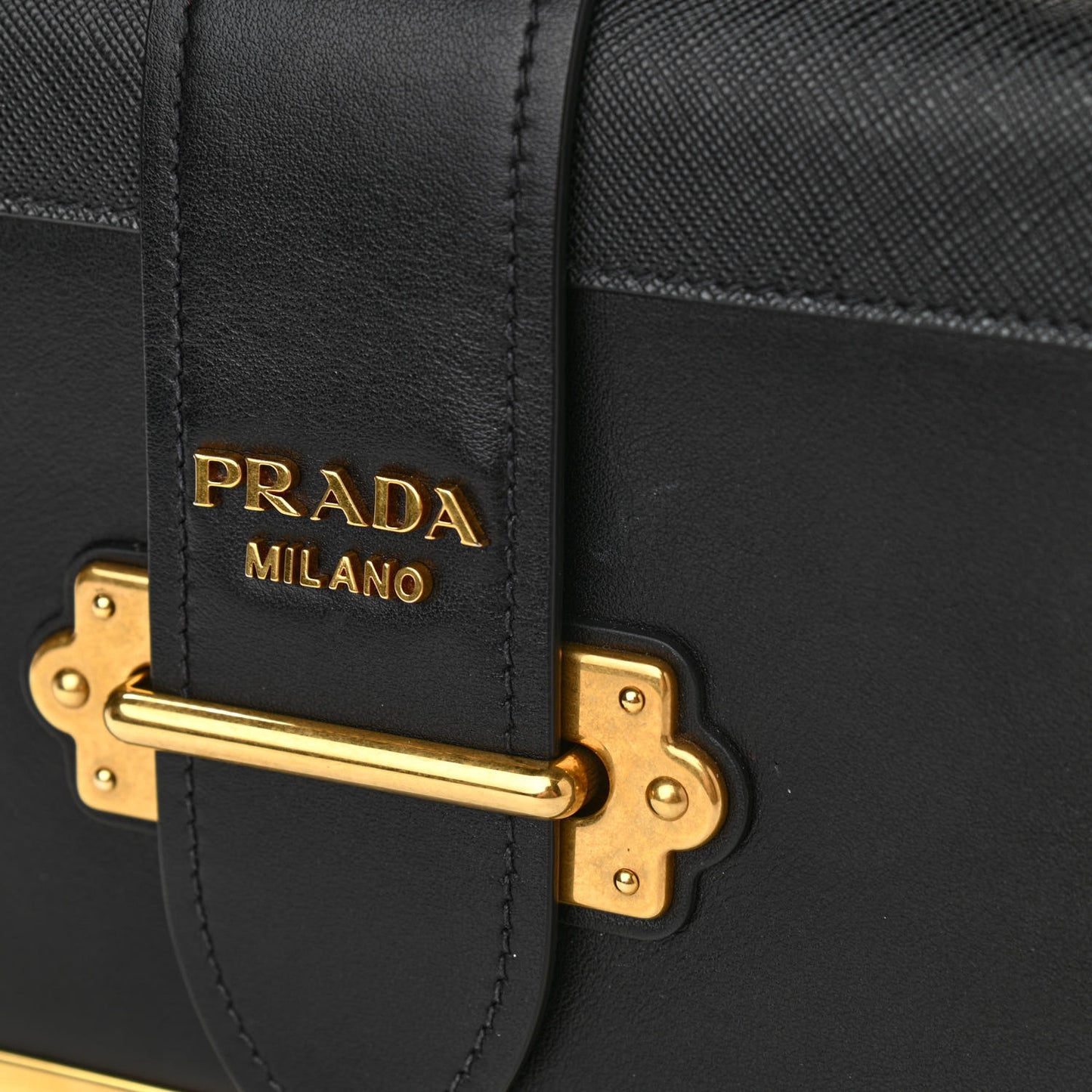 City Calf Saffiano Cahier Bag Black