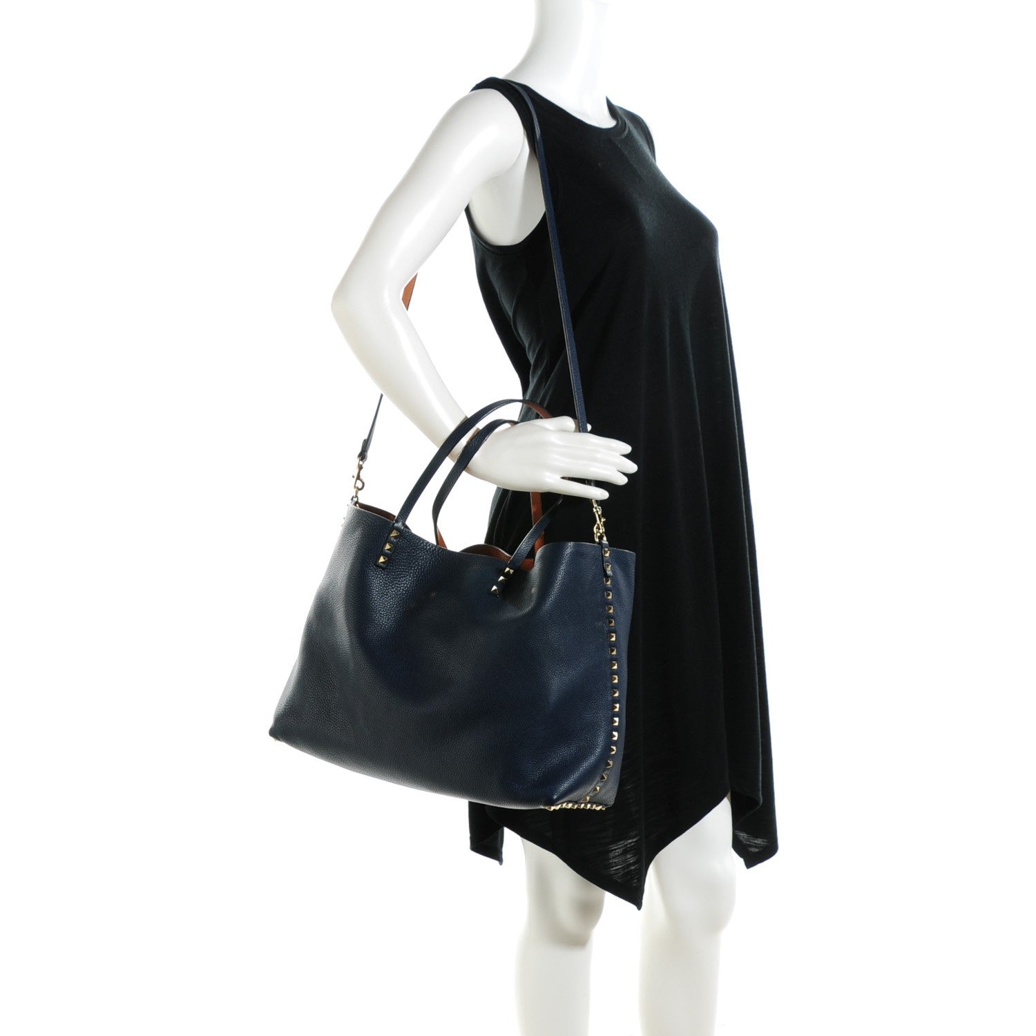 Valentino Garavani Pebbled Calfskin Medium Rockstud Reversible Tote Light Cuir Marine 2 of 9