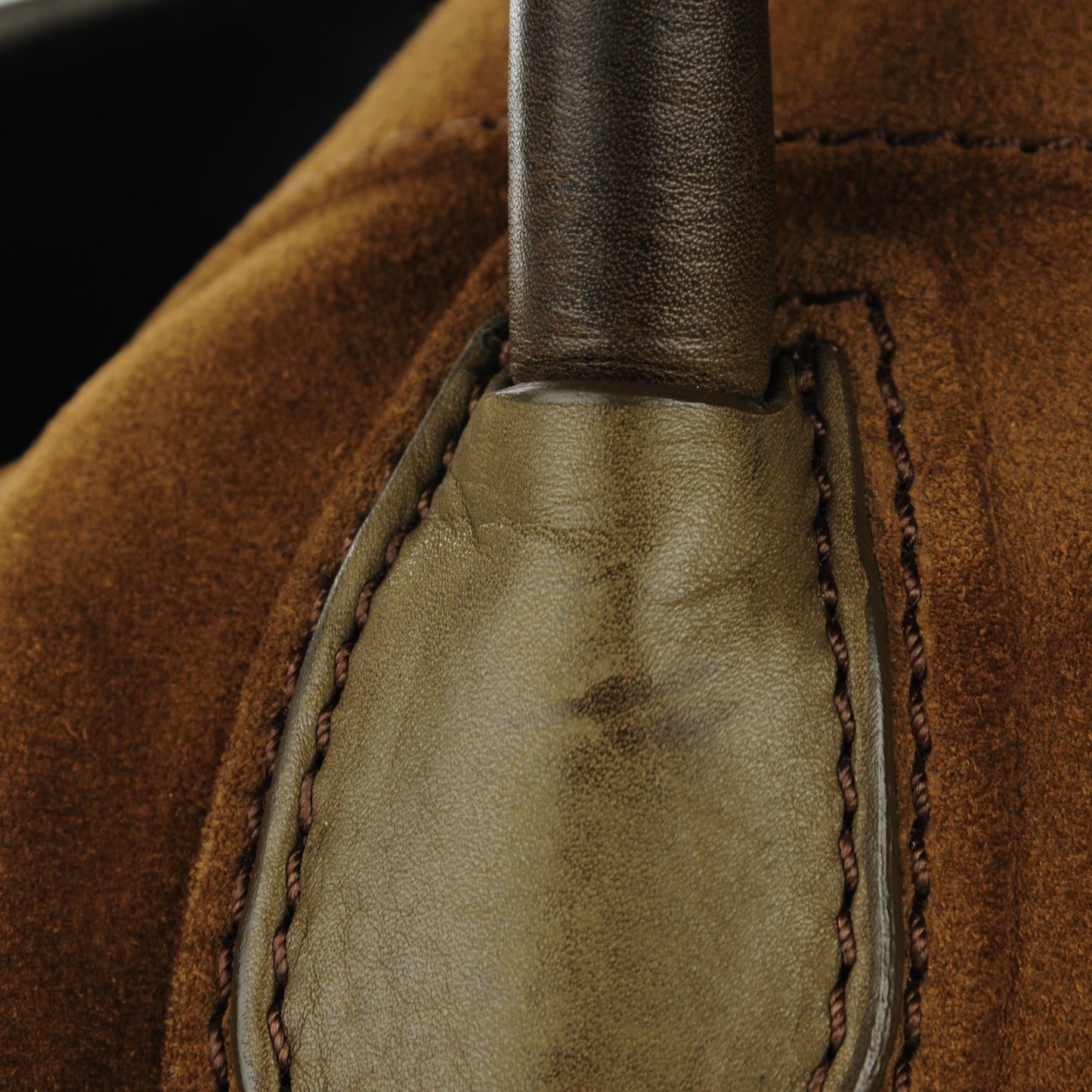 Suede Large Phantom Luggage Olive
