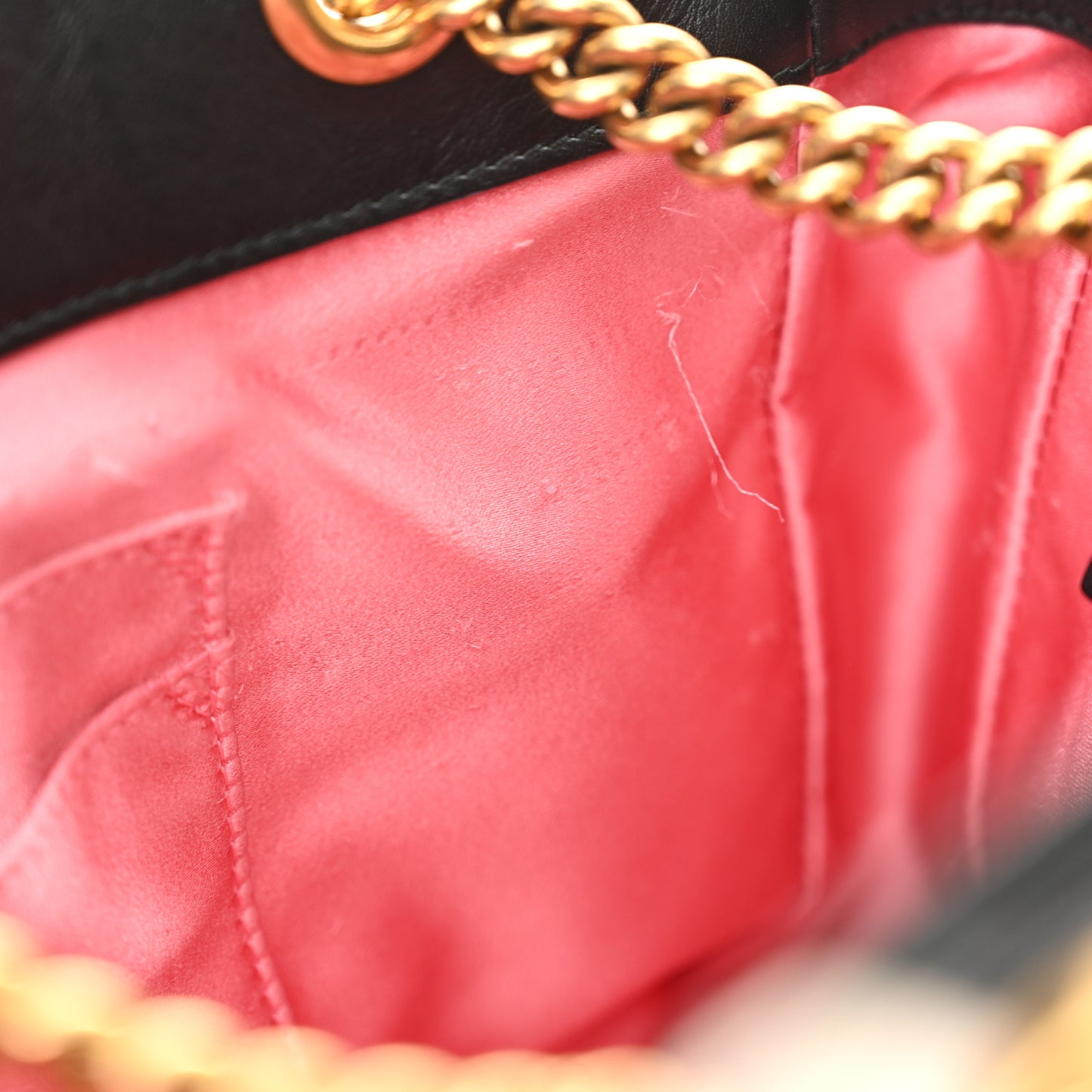 Calfskin Matelasse Medium GG Marmont Open Top Shoulder Bag Black White