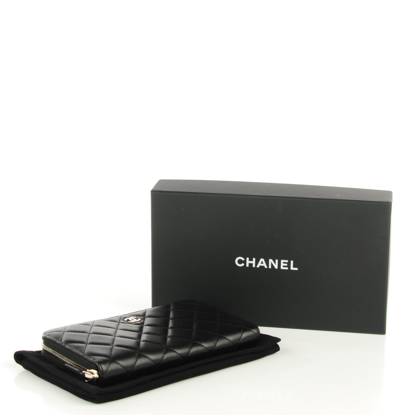 Lambskin Quilted Large Gusset Zip Around Wallet Black