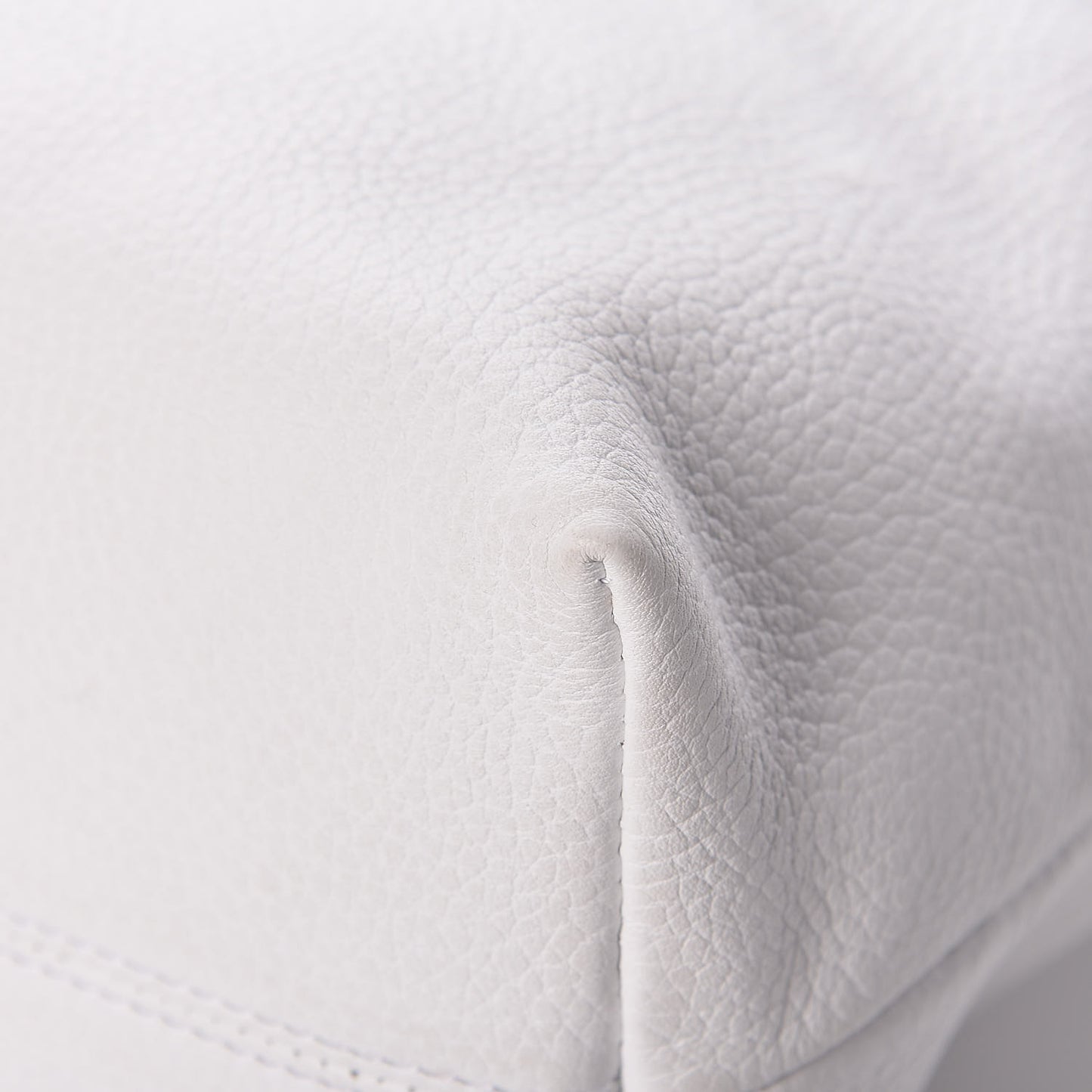 London Grainy Calfskin Medium Baynard Tote White