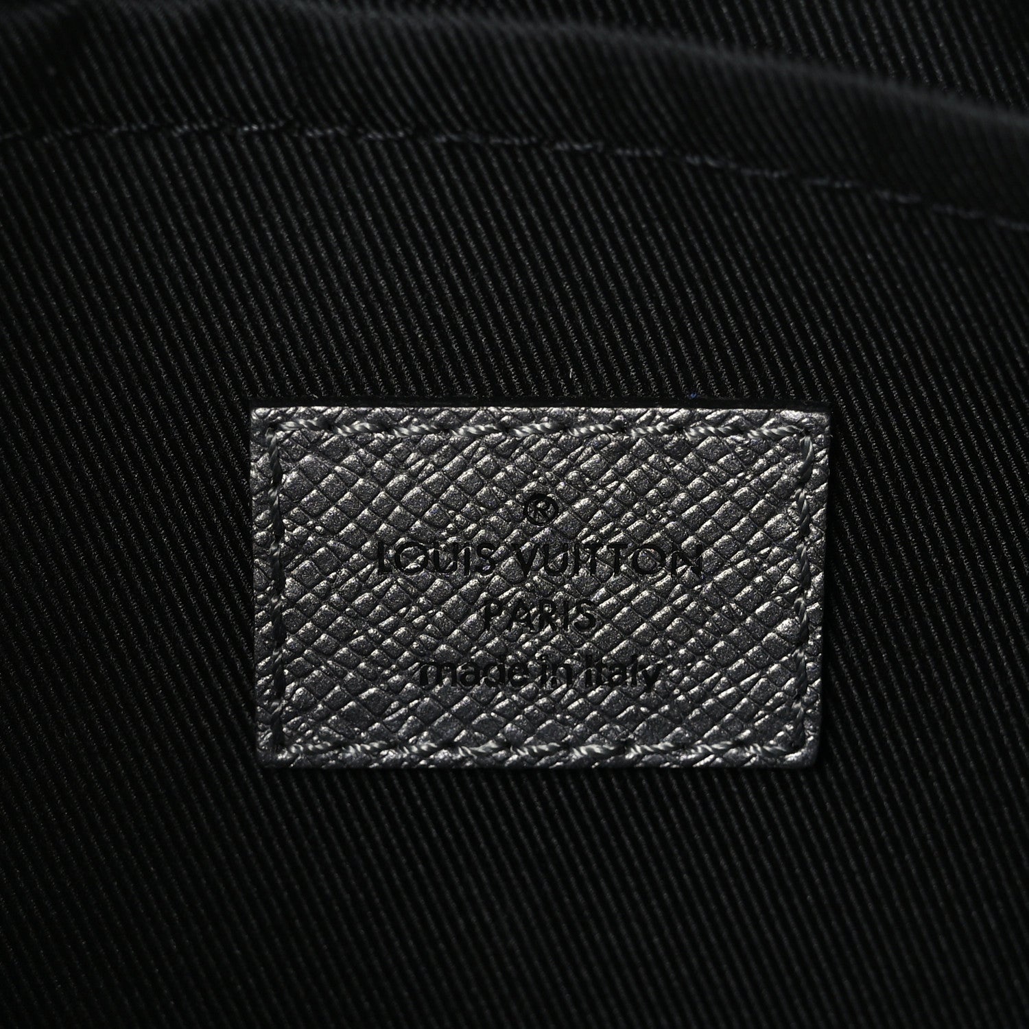 Louis Vuitton Taigarama Outdoor Messenger Gunmetal 7 of 9