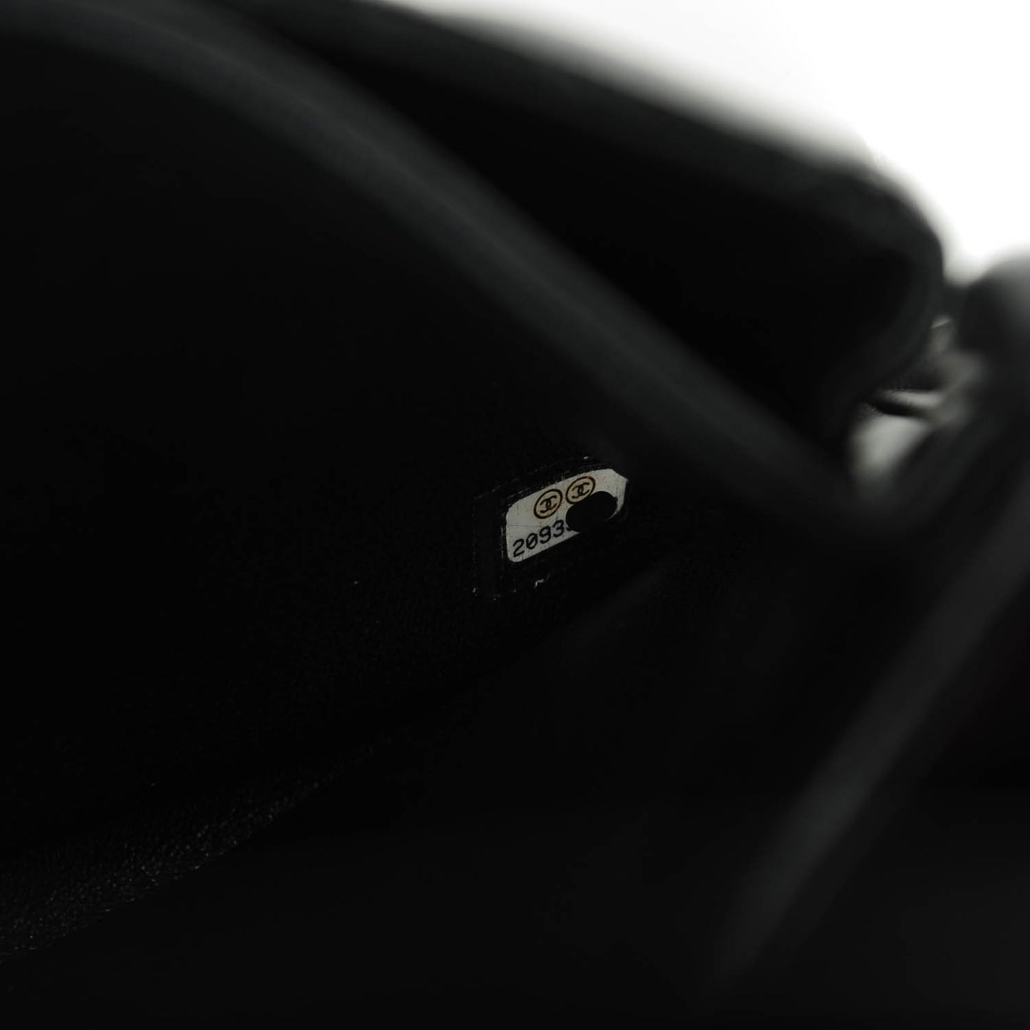 Lambskin Quilted Large Geometric Flap Black