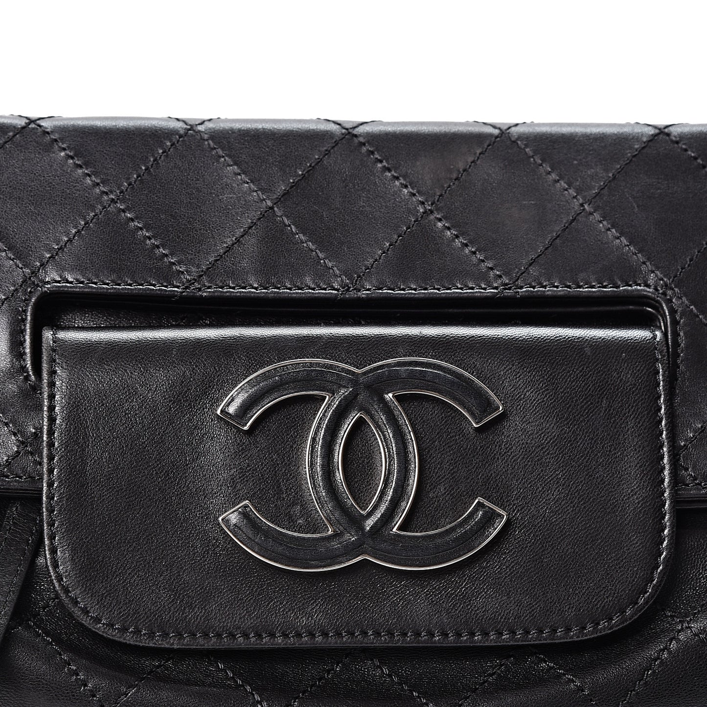 Lambskin Diamond Stitch Convertible Clutch Black
