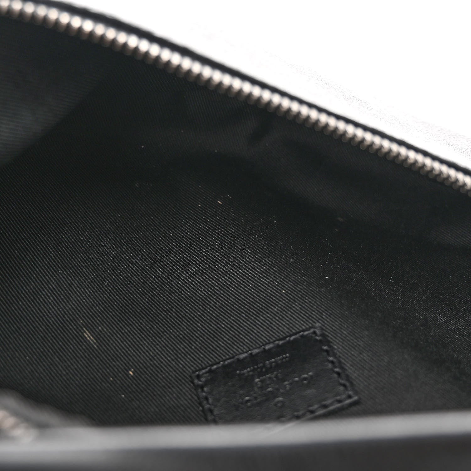 Louis Vuitton Monogram Eclipse Discovery Bumbag PM 5 of 10