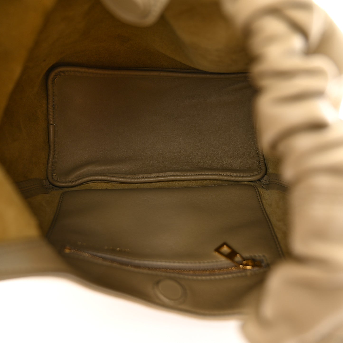 Nappa Small Squeeze Bag Clay Green
