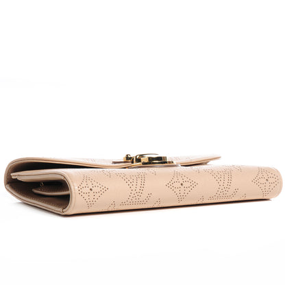 Louis Vuitton Mahina Amelia Wallet Coquille 4 of 8