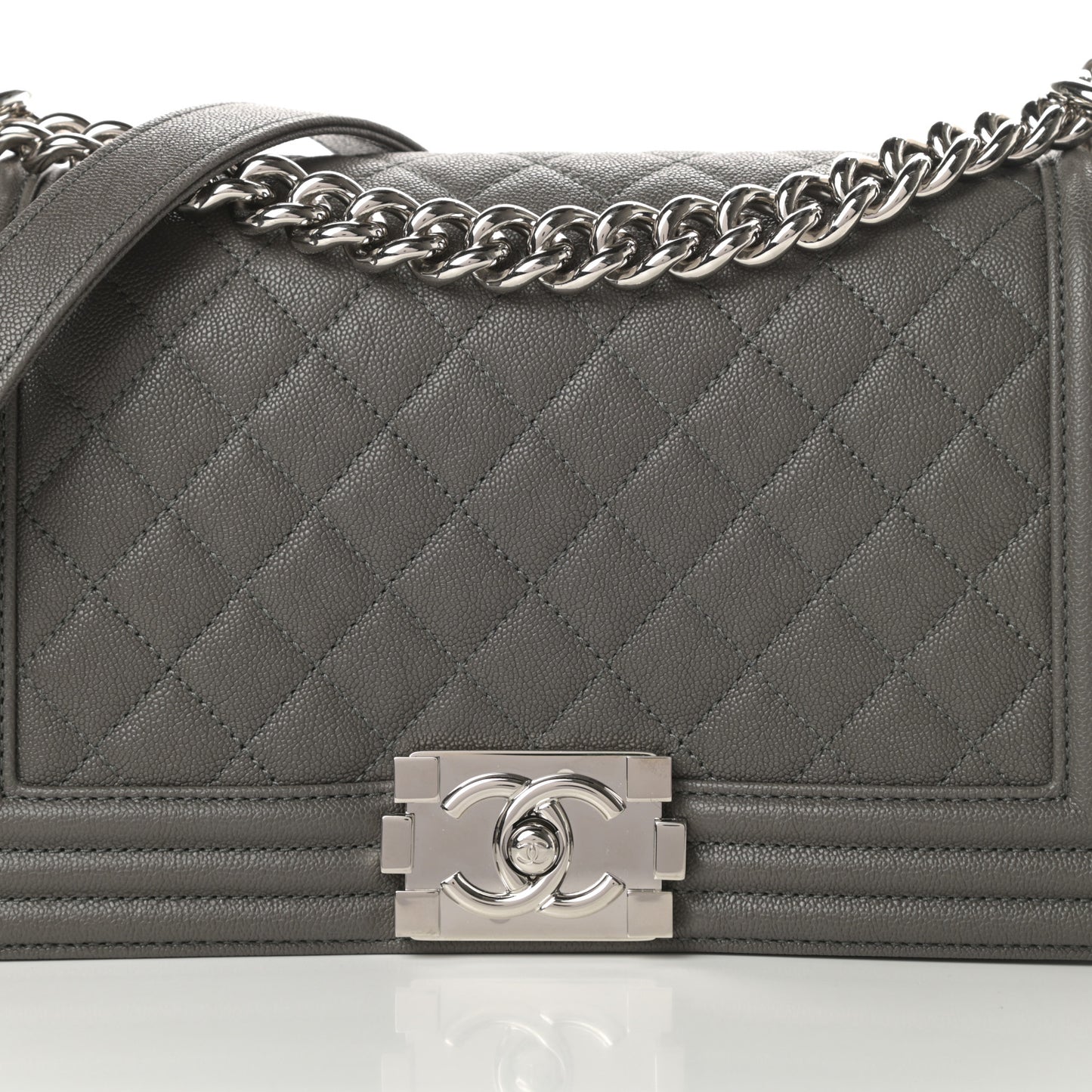 Caviar Quilted Medium Boy Flap Grey