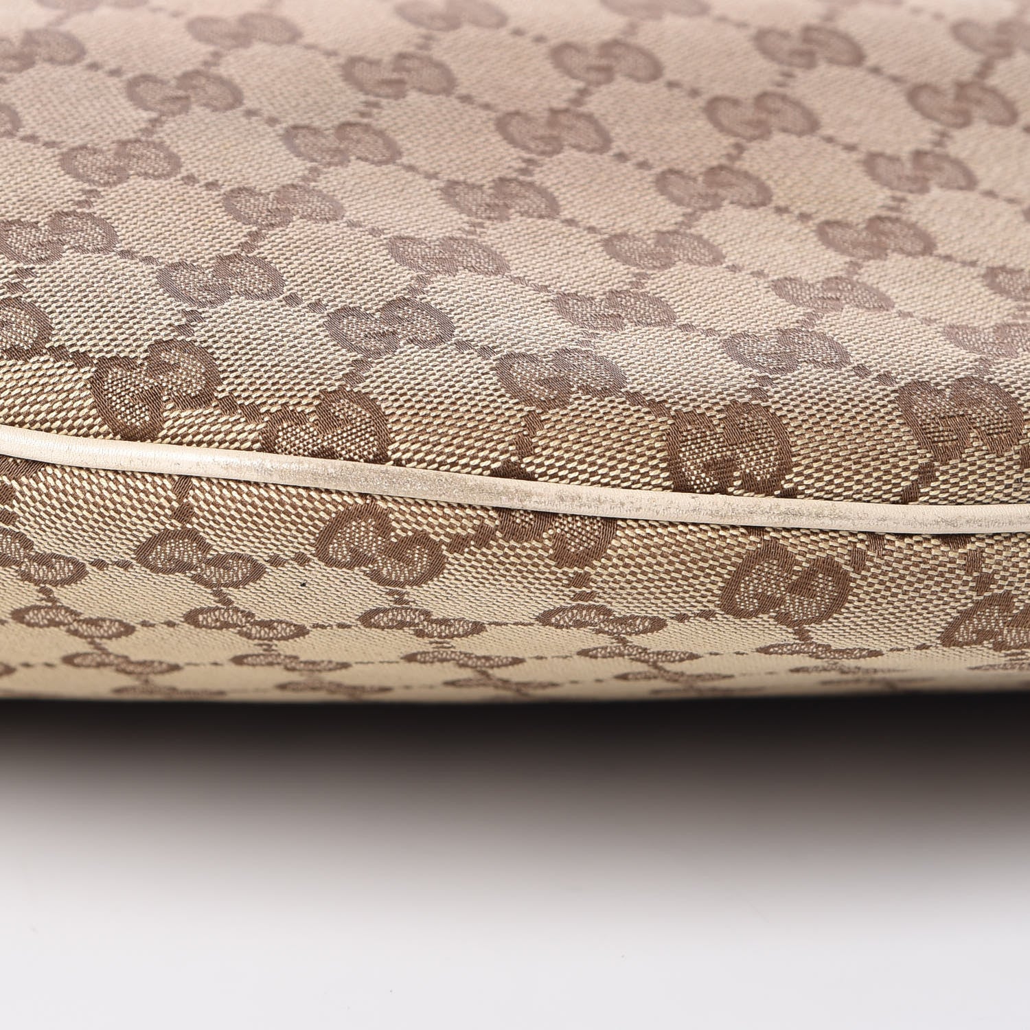Gucci Monogram Large Wave Hobo Off White 16 of 21