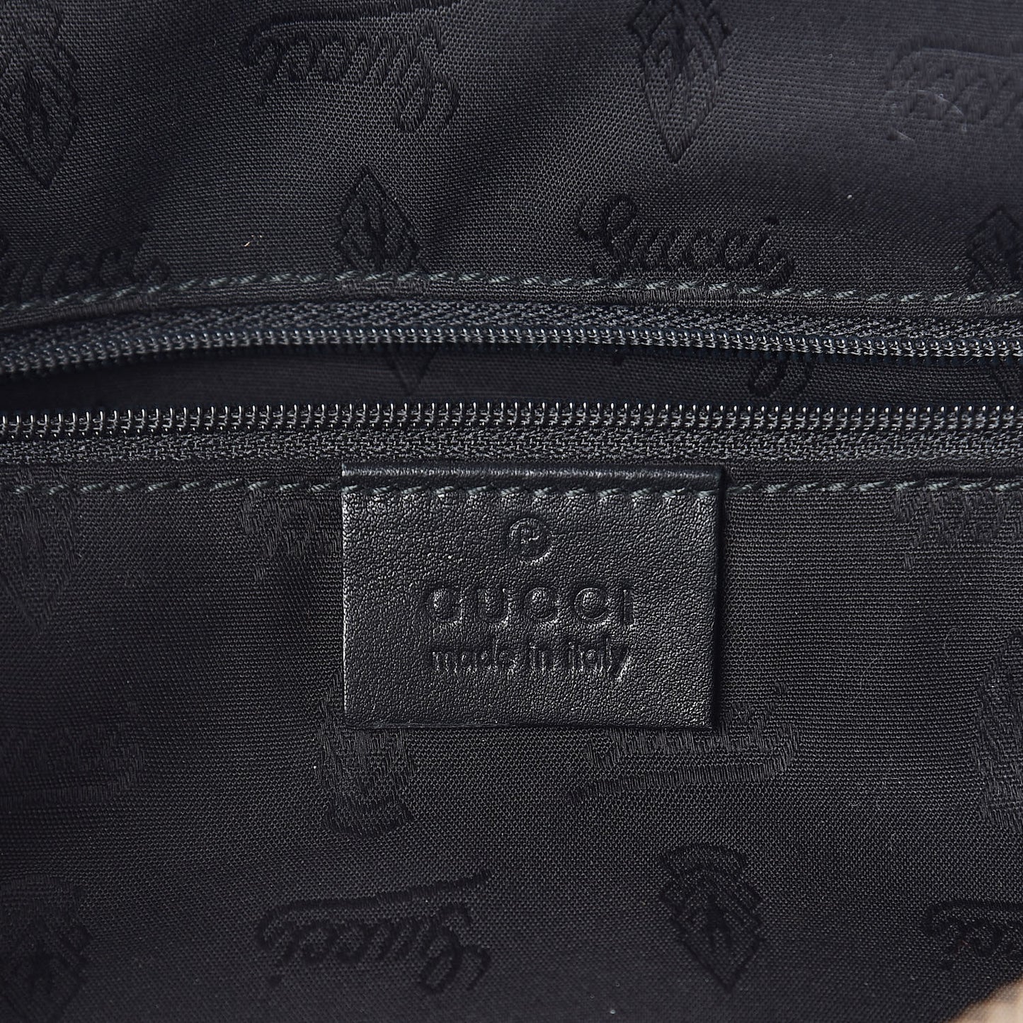 Guccissima Medium Sukey Boston Black