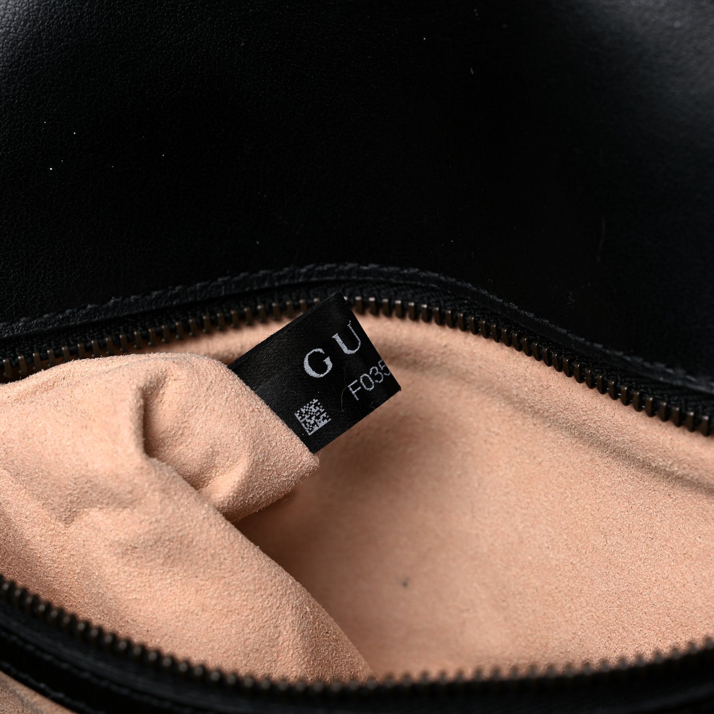 Calfskin Matelasse Small GG Marmont Shoulder Bag Black