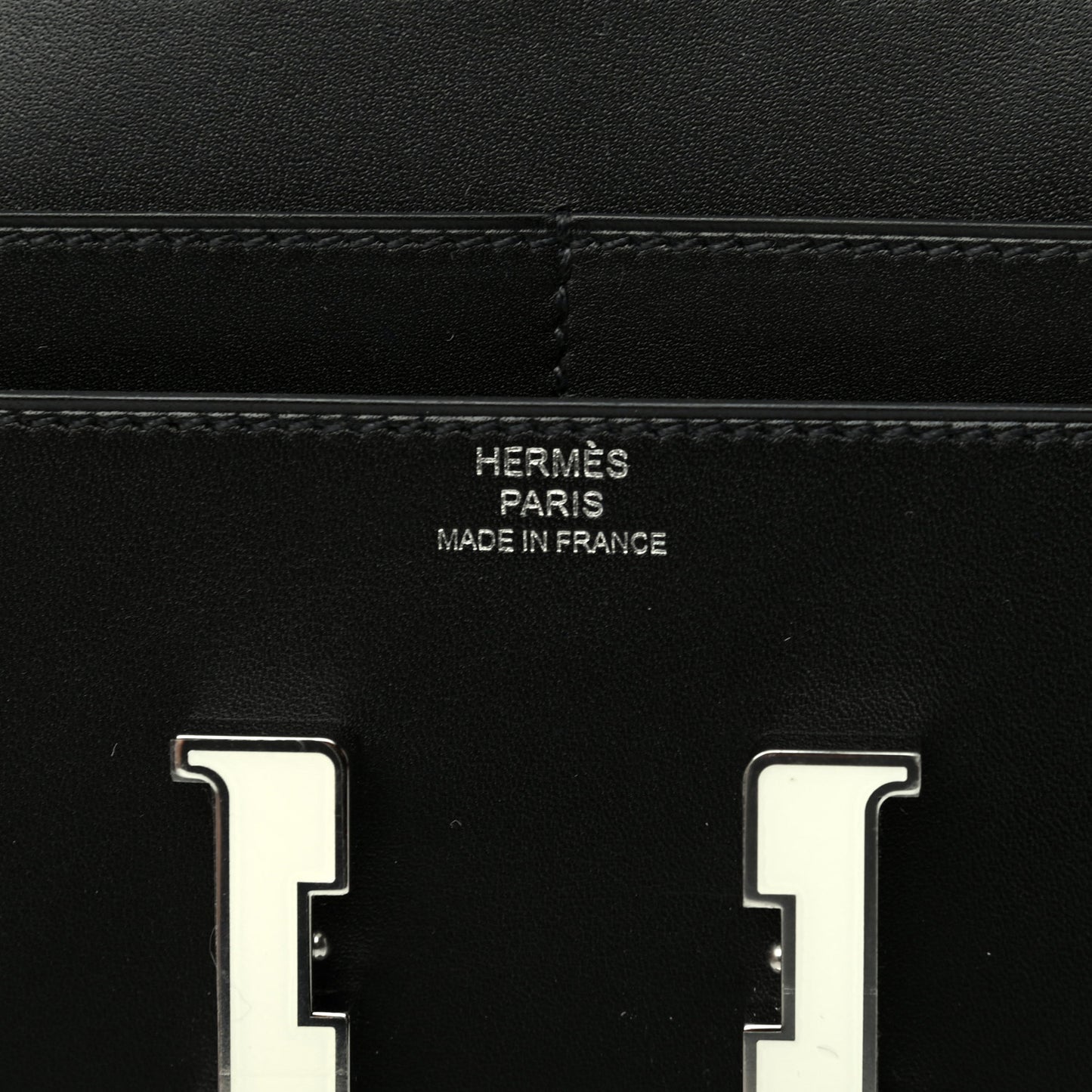 Allegro Constance Compact Passant Glow Wallet Black White