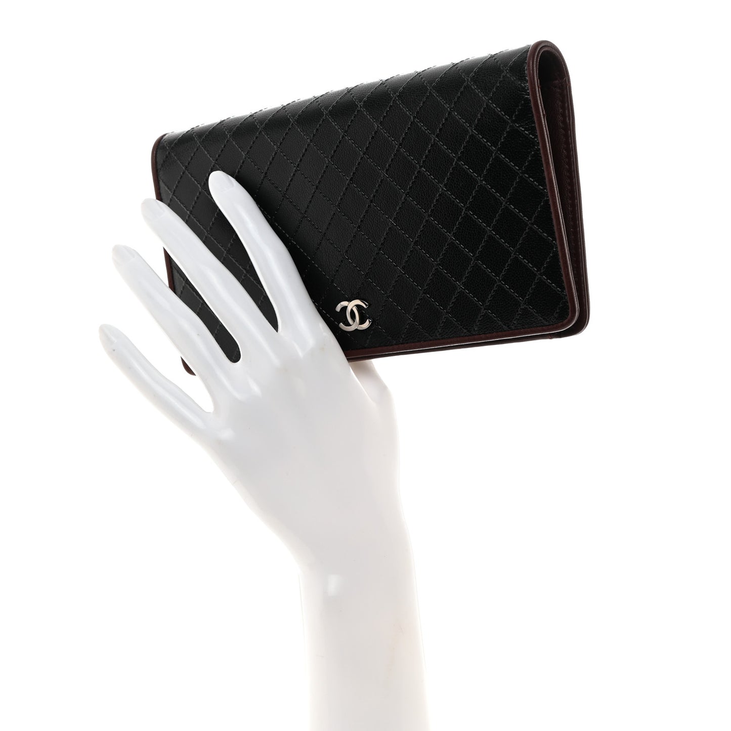 Goatskin Quitled Yen Wallet Black