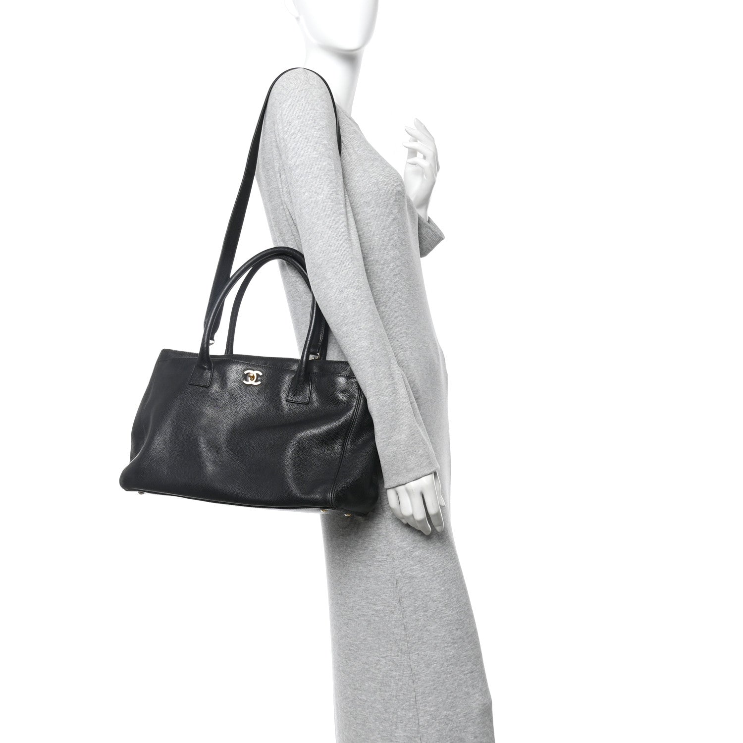 Chanel Calfskin Cerf Executive Shopper Tote Black 2 of 10