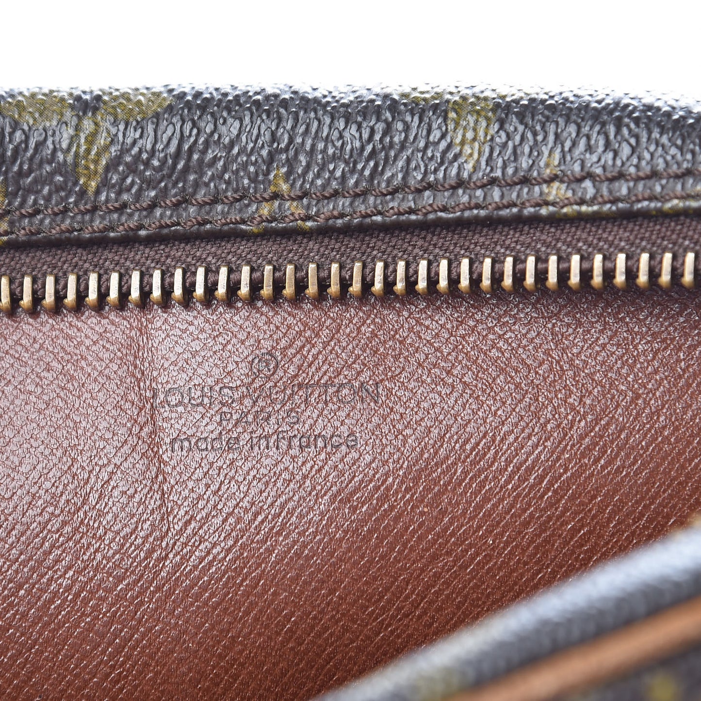 Monogram Amazone