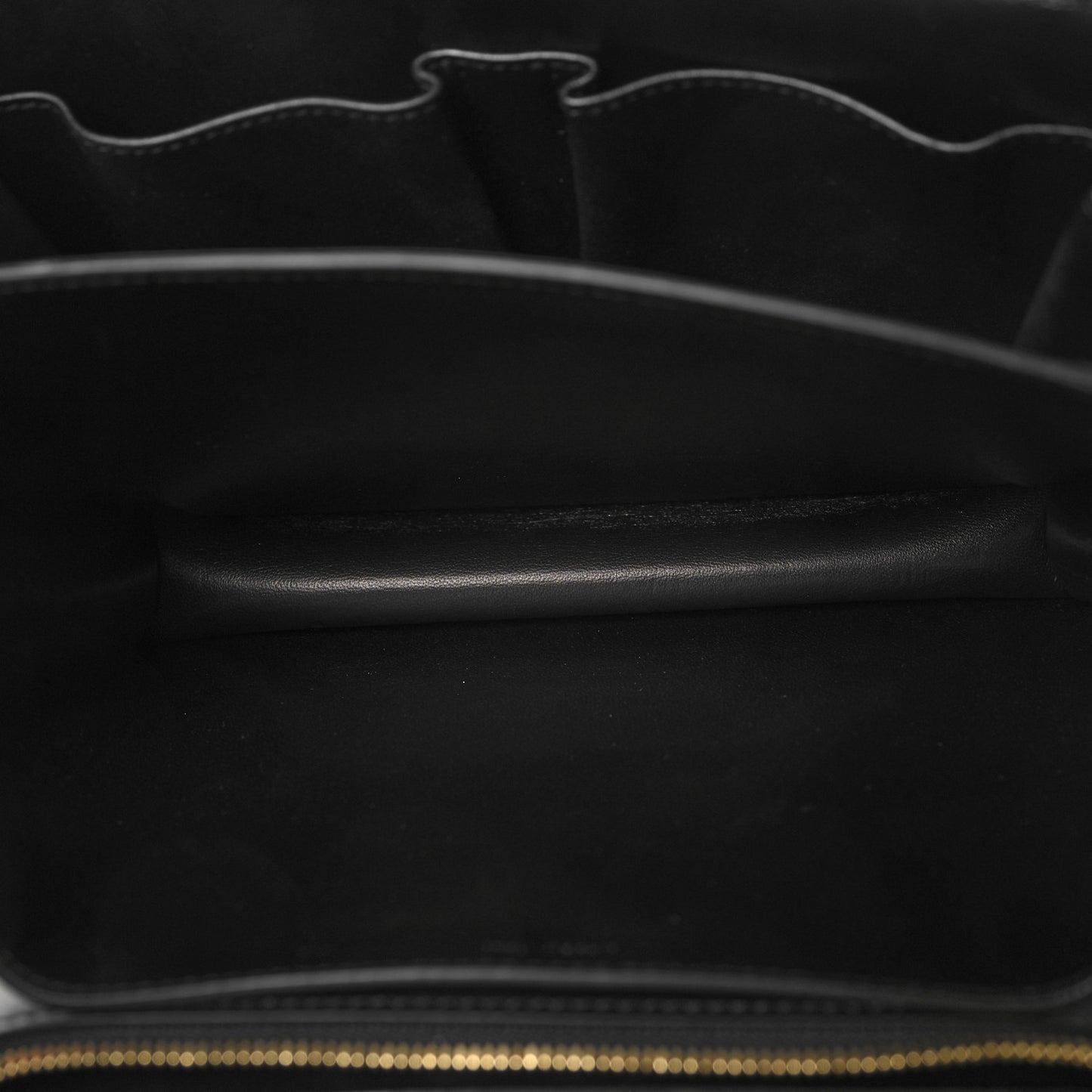 Box Calfskin Medium Classic Box Flap Bag Black