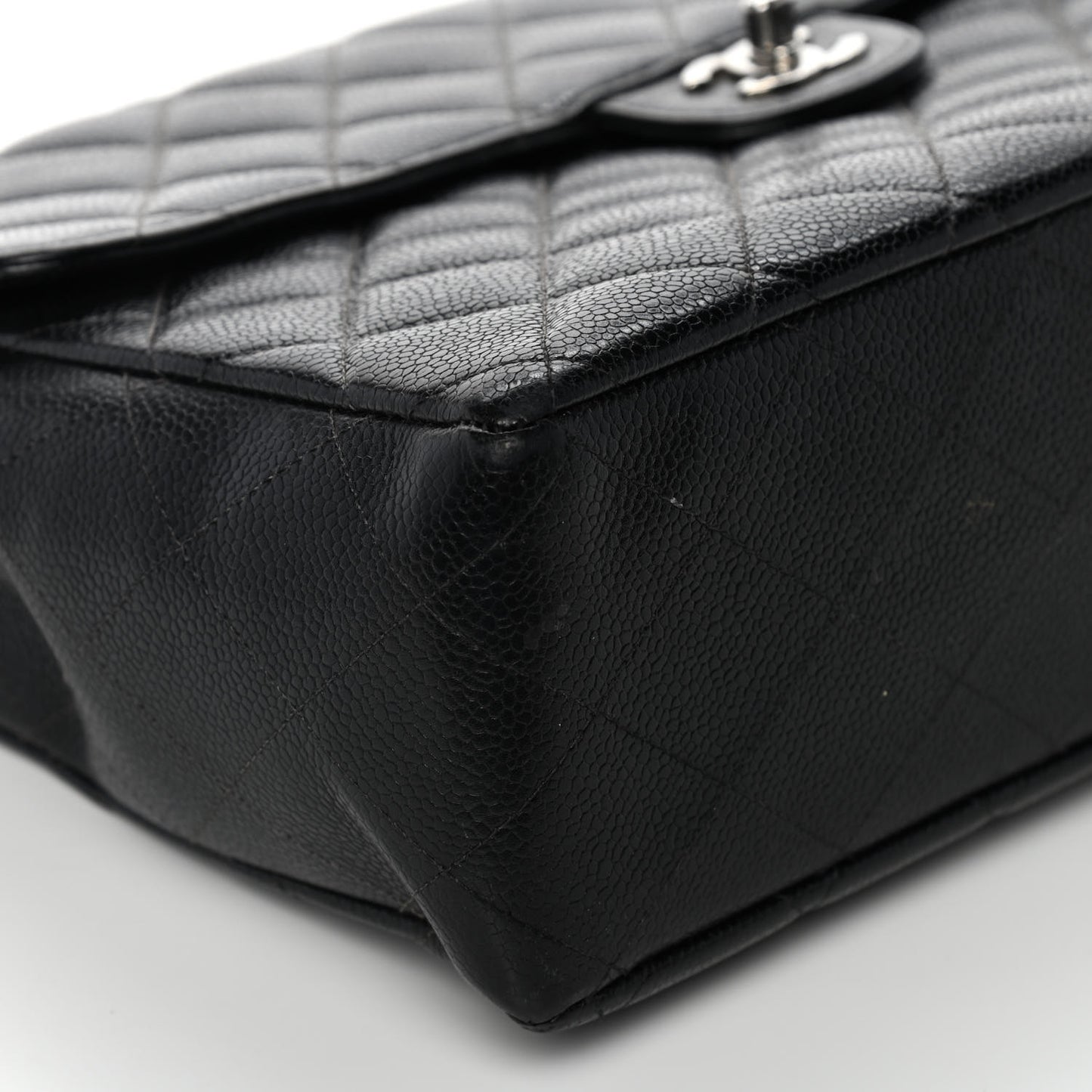 Caviar Quilted Jumbo Single Flap Black