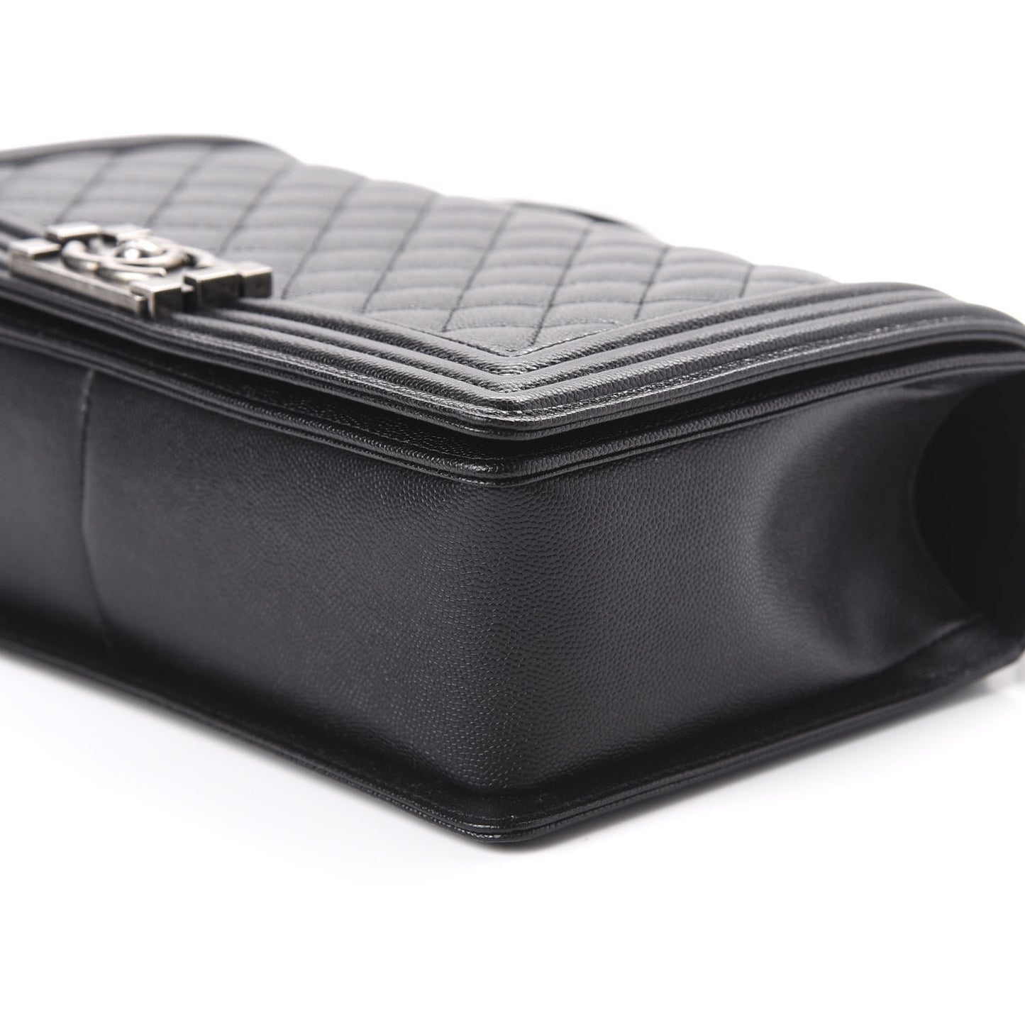 Caviar Quilted New Medium Boy Flap Black