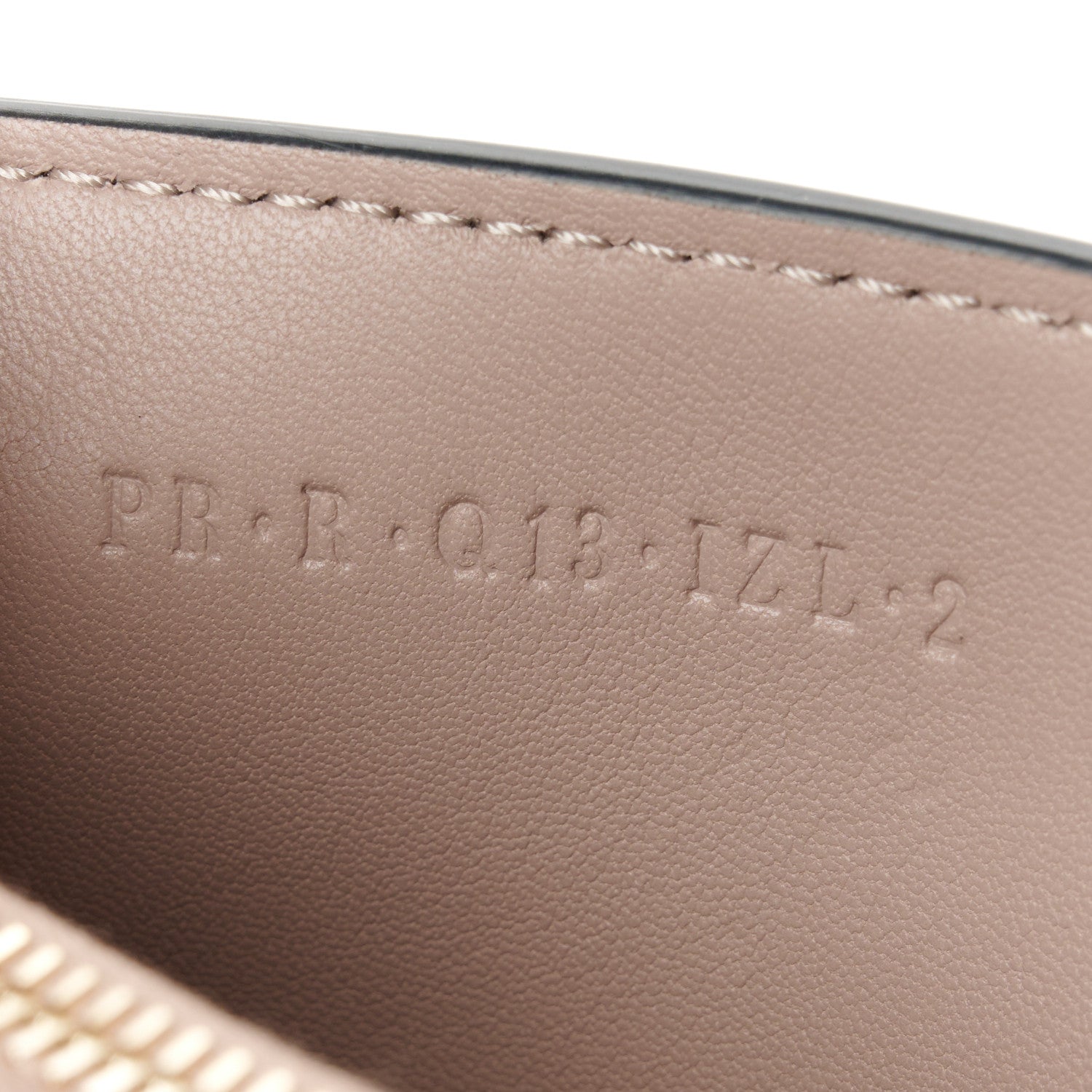 Valentino Garavani Metallic Pebbled Calfskin Rockstud Phone Case With Chain Sasso 7 of 12