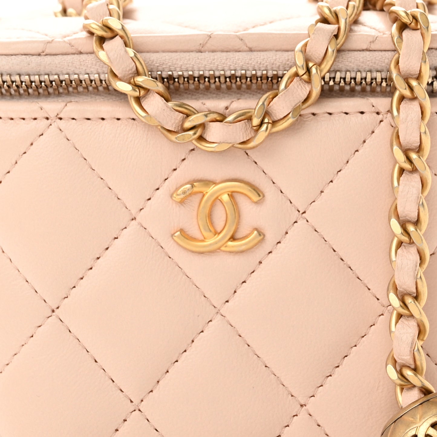 Lambskin Quilted Pearl Crush Mini Vanity Case With Chain Beige