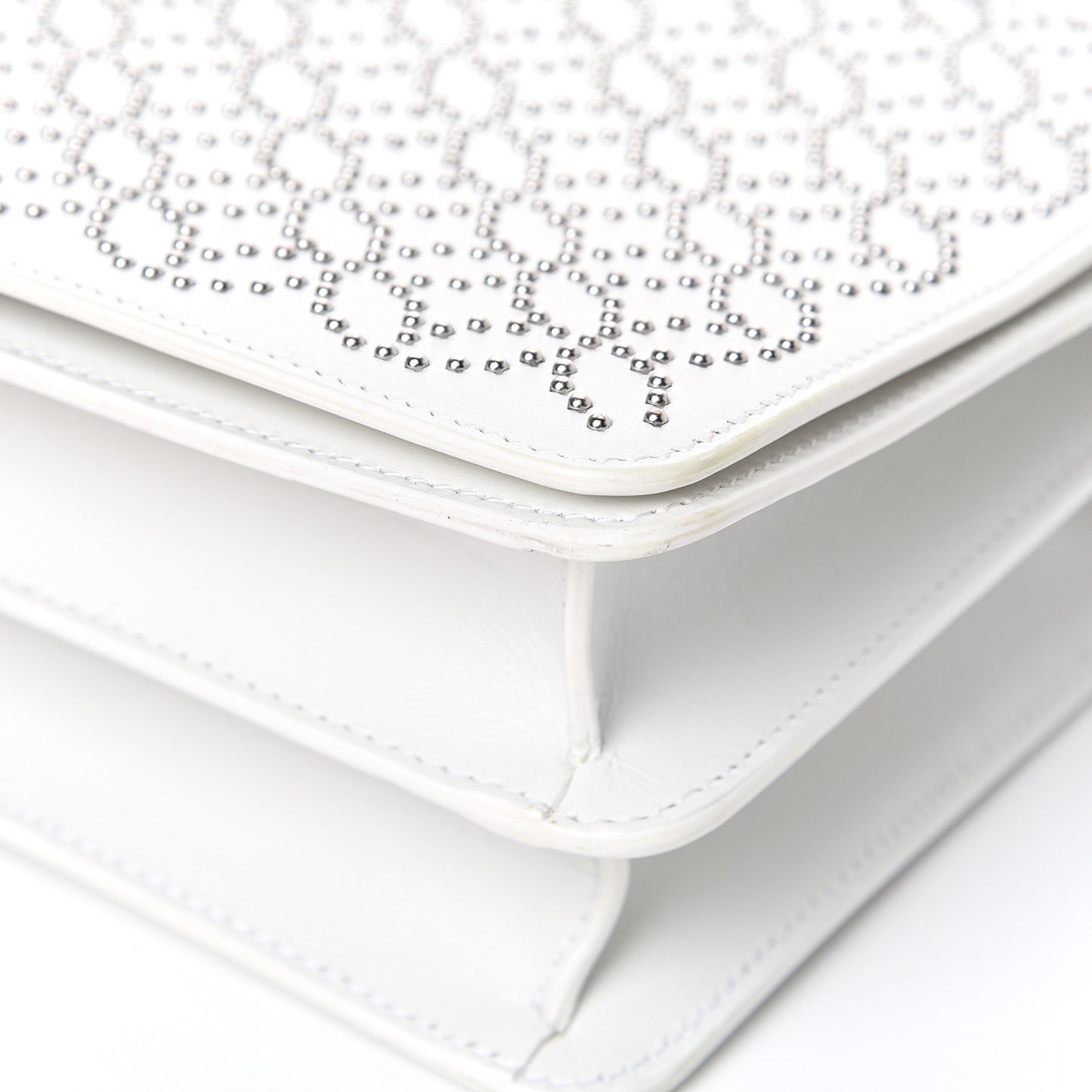 Calfskin Arabesque Studded Medium Franca Crossbody Blanc Optique