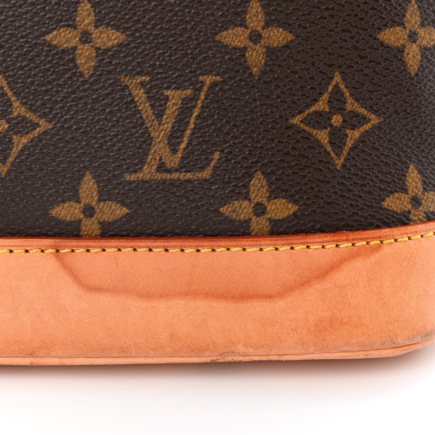 Louis Vuitton Monogram Alma PM 13 of 13