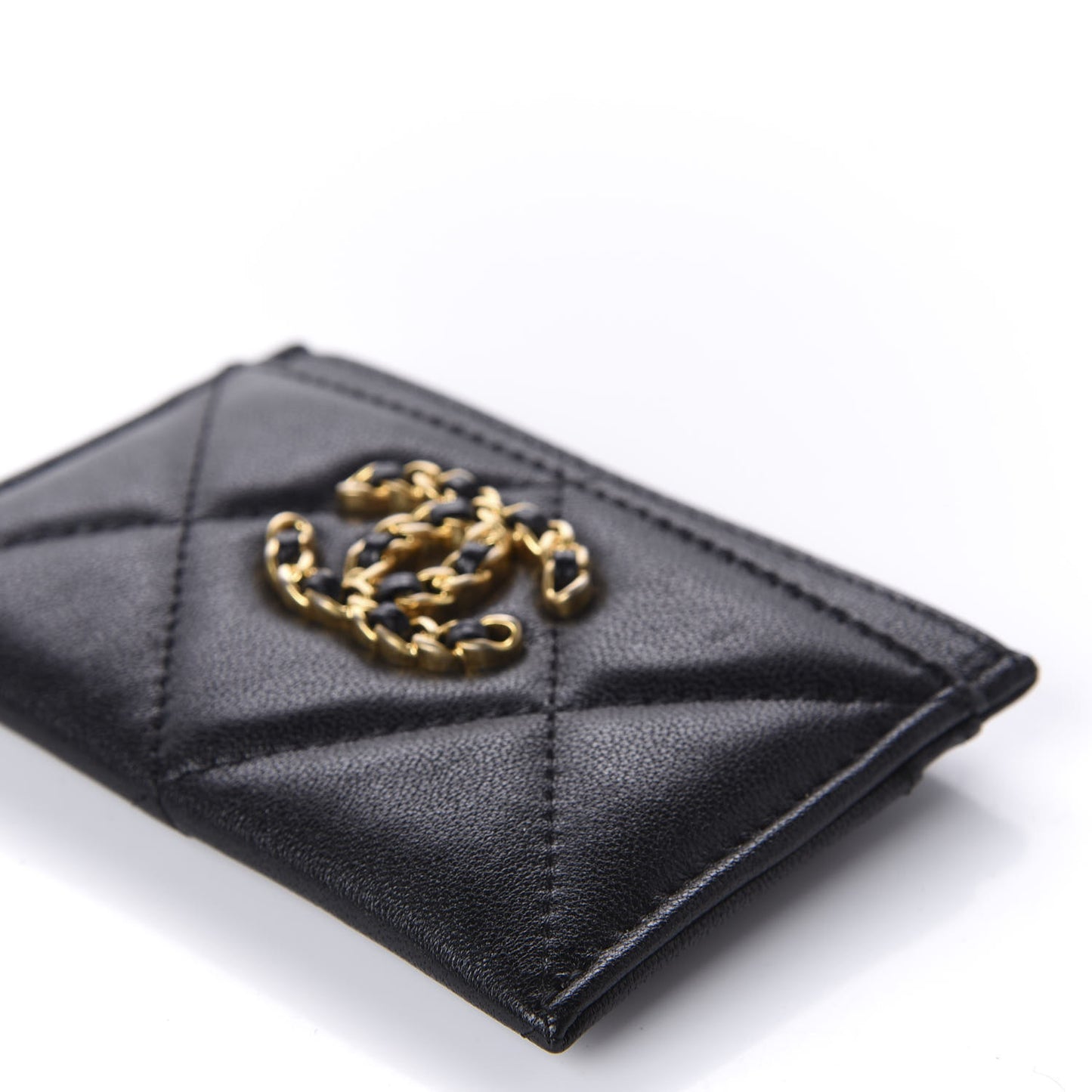 Shiny Goatskin Quilted Chanel 19 Card Holder Black
