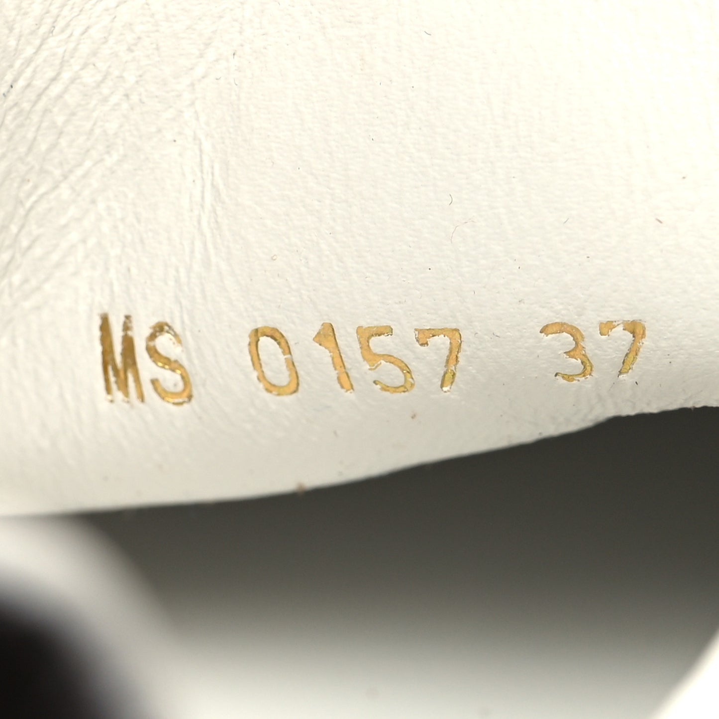 Reverse Monogram Frontrow Sneakers 37